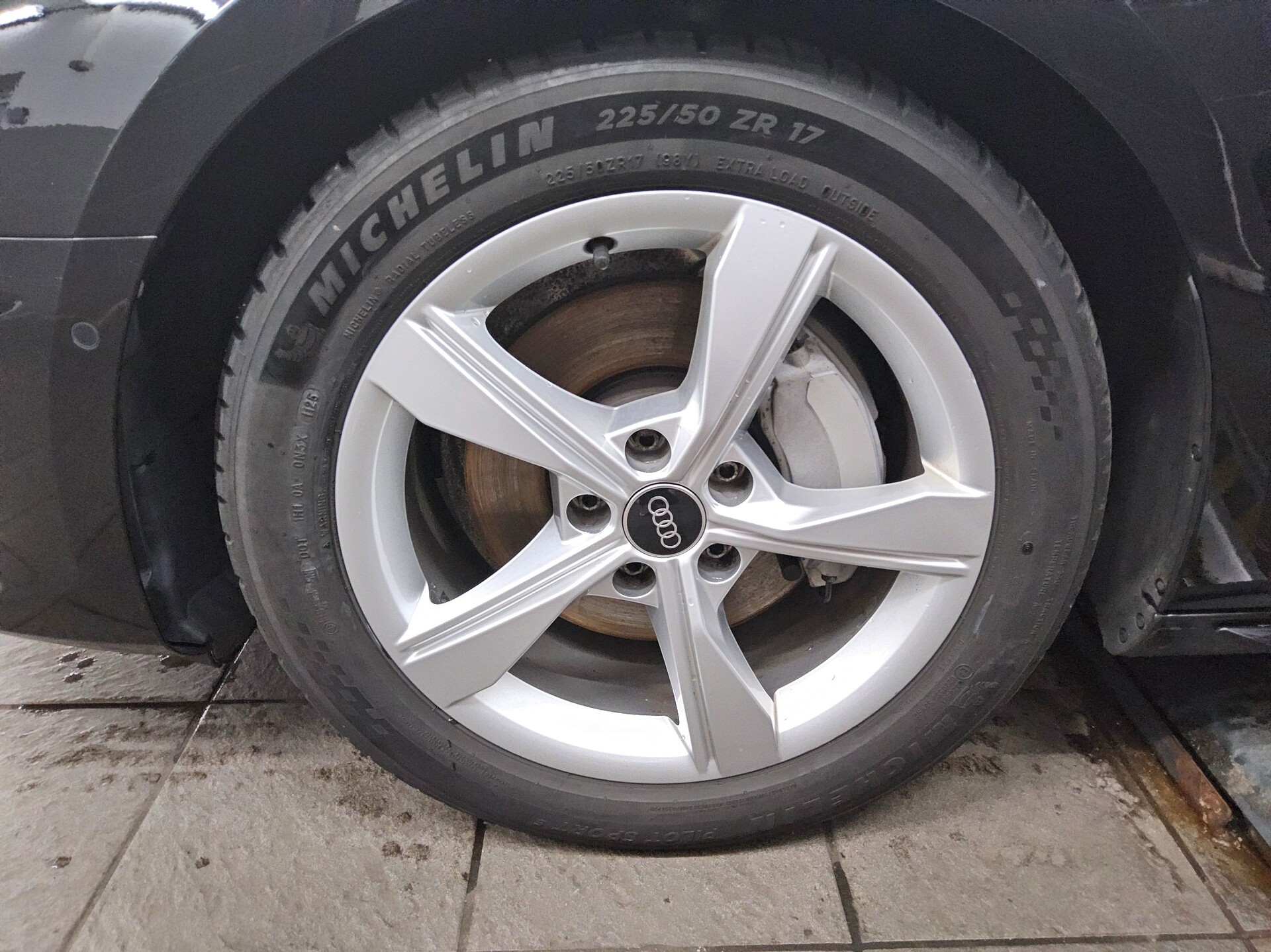 Audi A4 Avant 40 TDI advanced Navi LED Pano AHK RfK 10