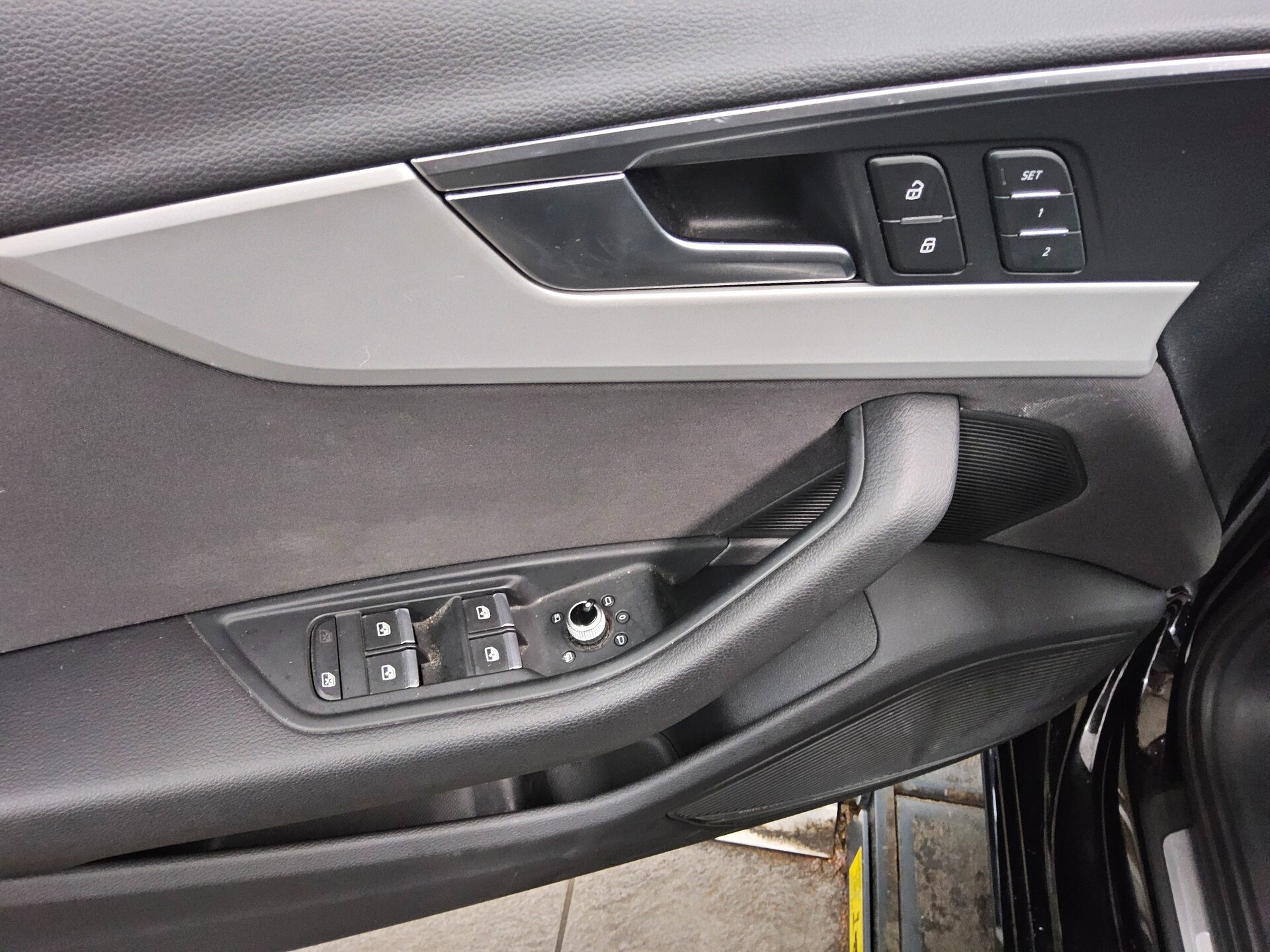 Audi A4 Avant 40 TDI advanced Navi LED Pano AHK RfK 9