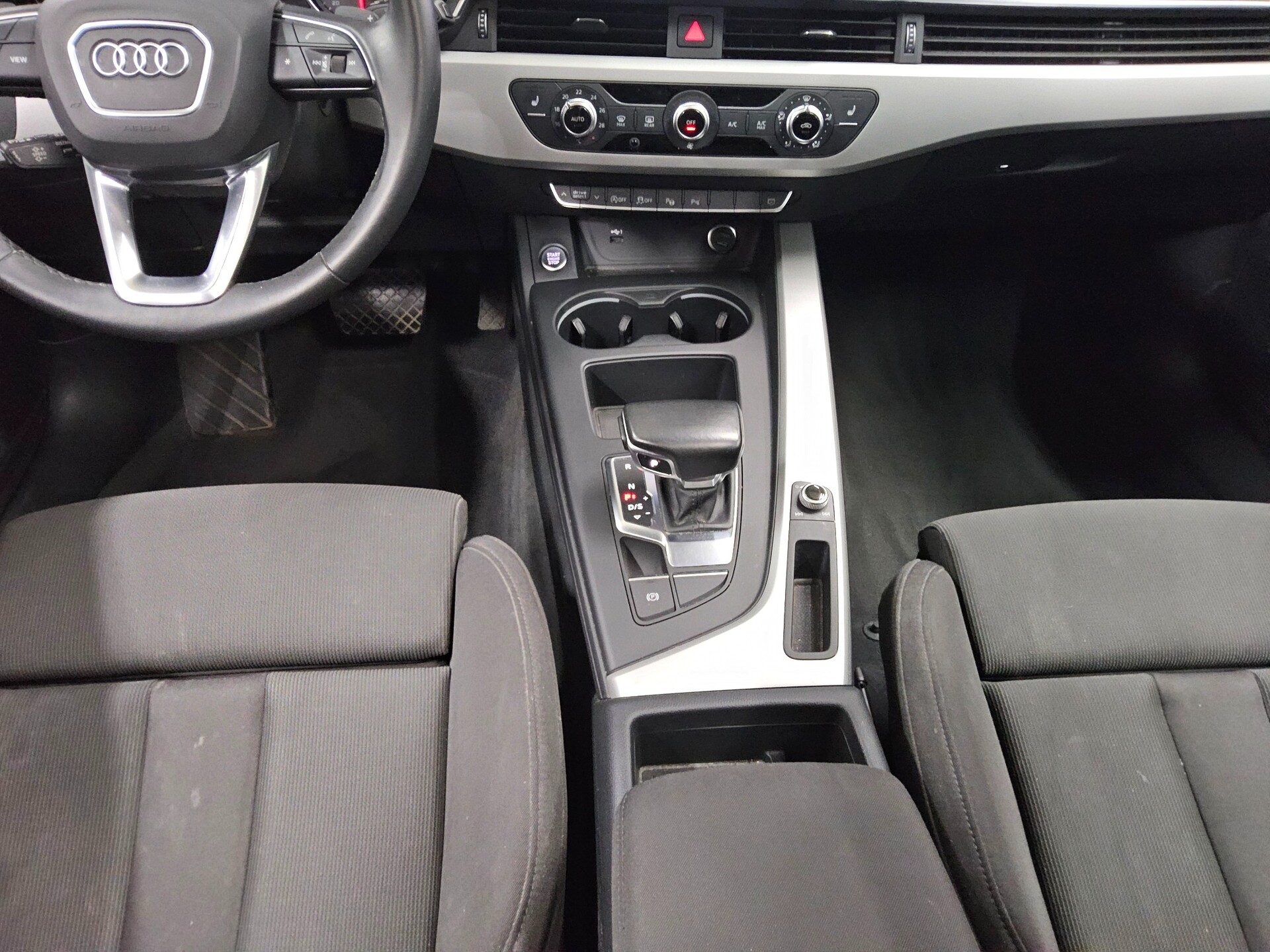 Audi A4 Avant 40 TDI advanced Navi LED Pano AHK RfK 6