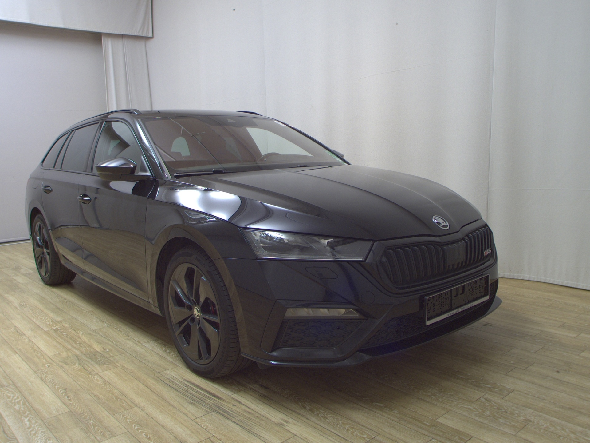 Skoda Octavia Kombi 2.0 TDI 4x4 RS Navi LED vc HuD RfK 3