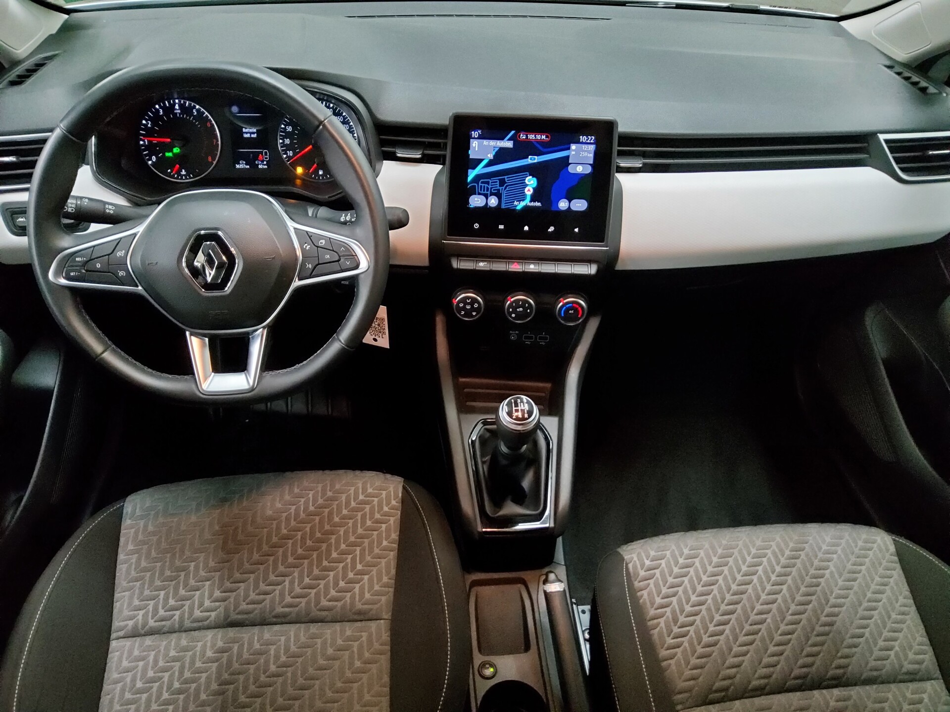 Renault Clio 1.0 Navi LED DAB+ PDC Shz 6