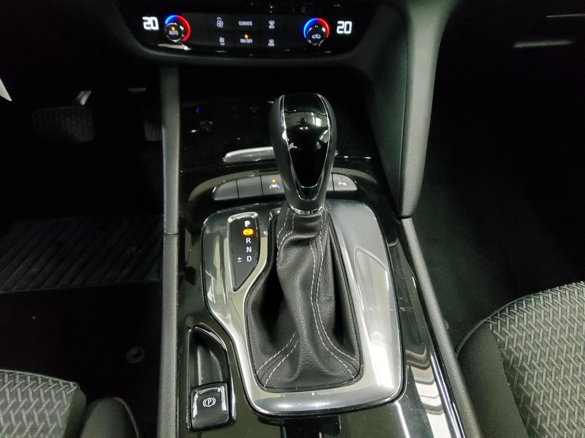 Opel Insignia ST 2.0 D Elegance Navi LED DAB RfK 6