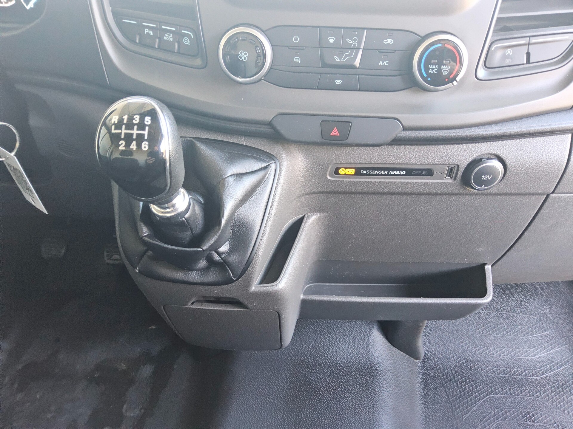 Ford Transit FT 350 2.0 TDCi Trend AHK PDC RfK Klima 6