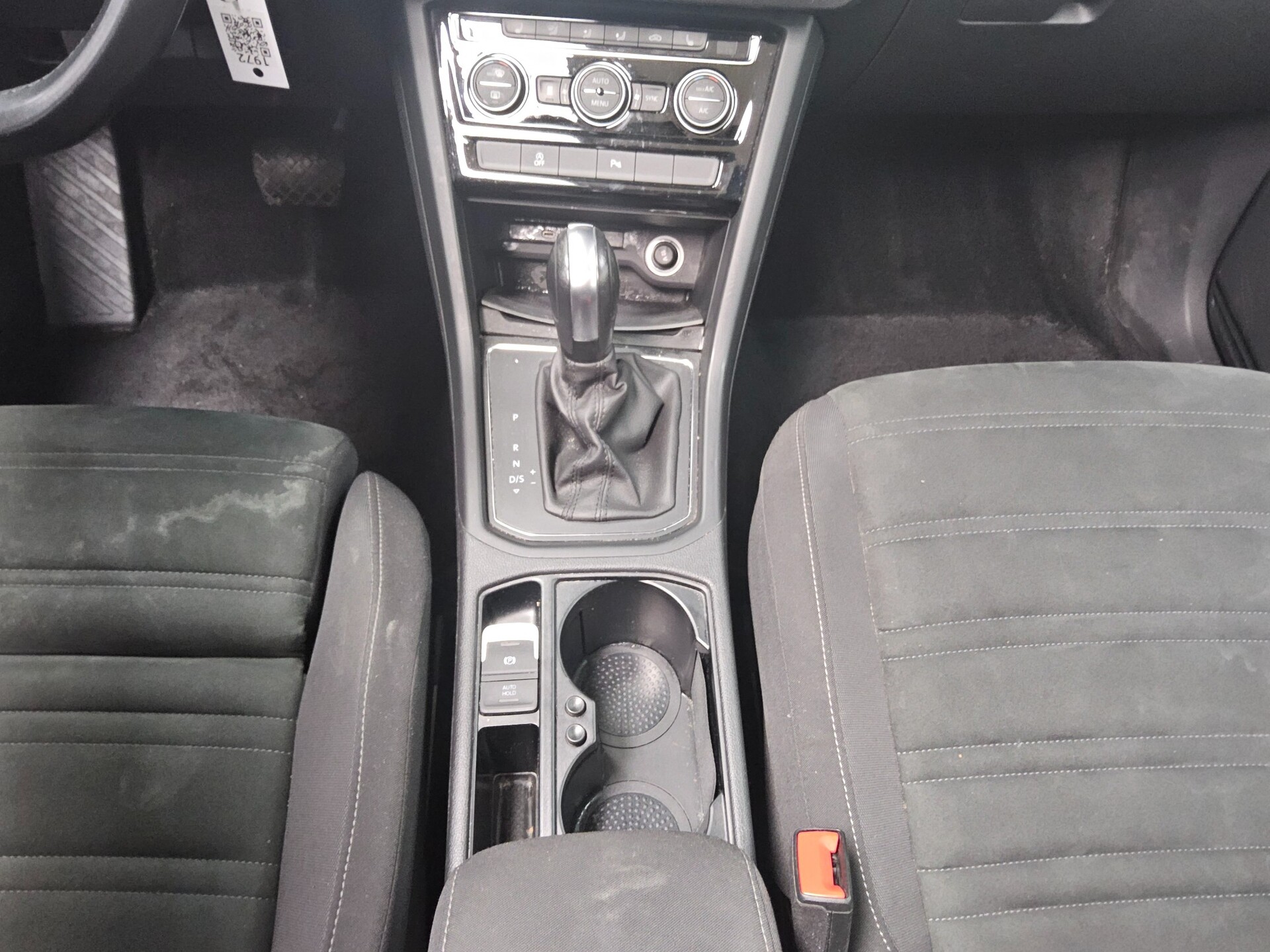 Volkswagen Touran 2.0 TDI Comf. Navi Panorama AHK Sthzg 6