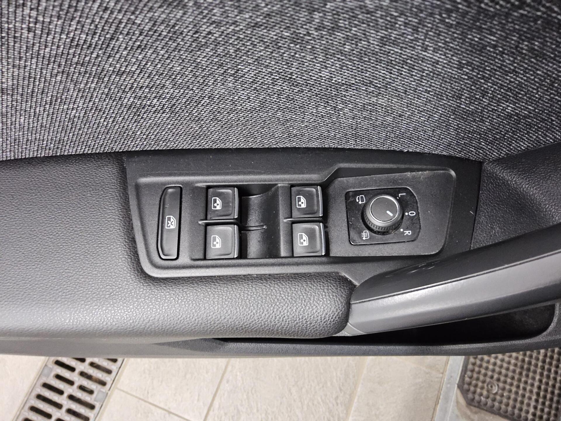 Seat Tarraco 1.4 e-HYBRID Xcellence Navi vc LED AHK 10