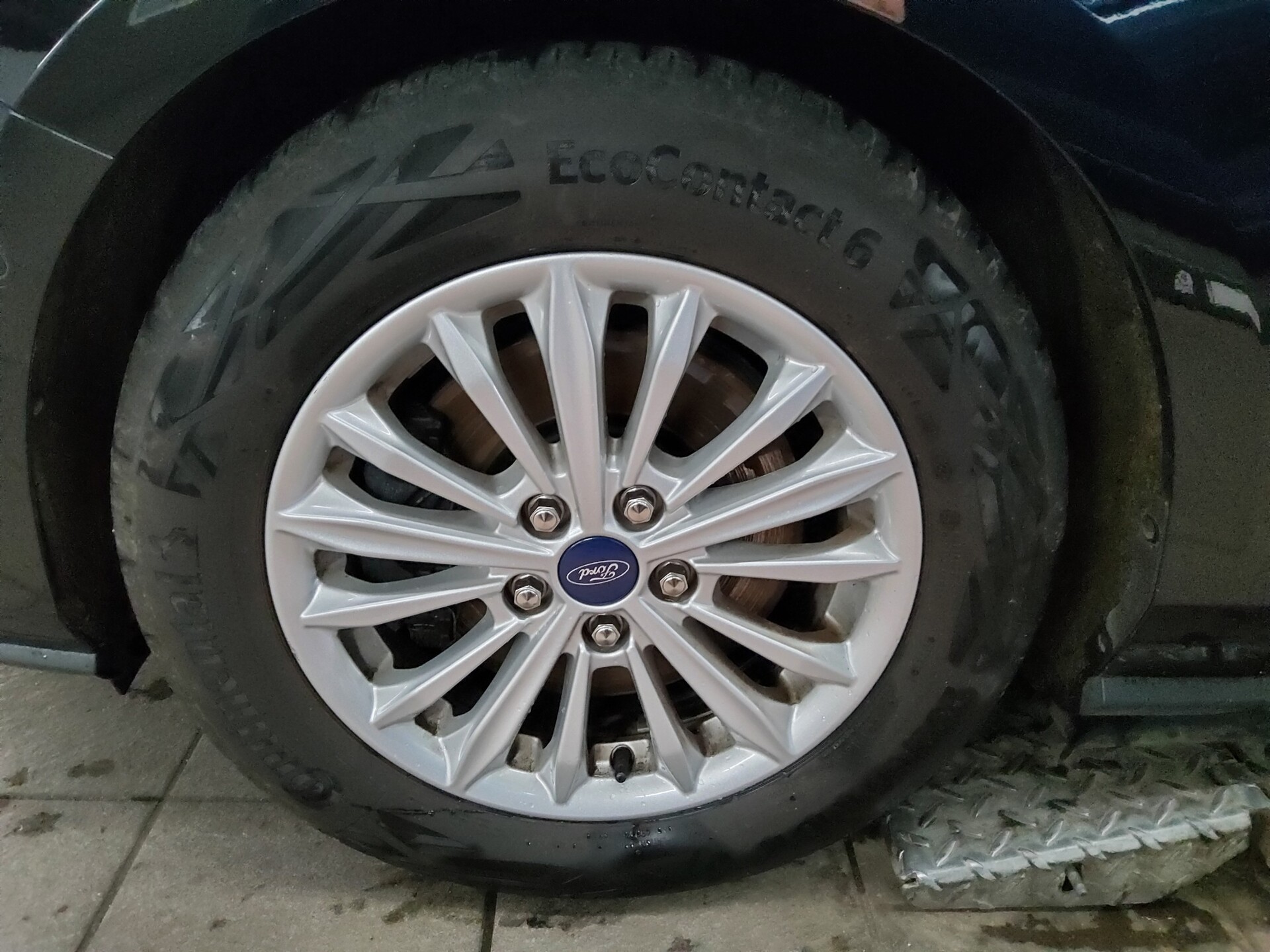 Ford Focus Turnier 2.0 EB Titanium Navi LED B&O AHK 10