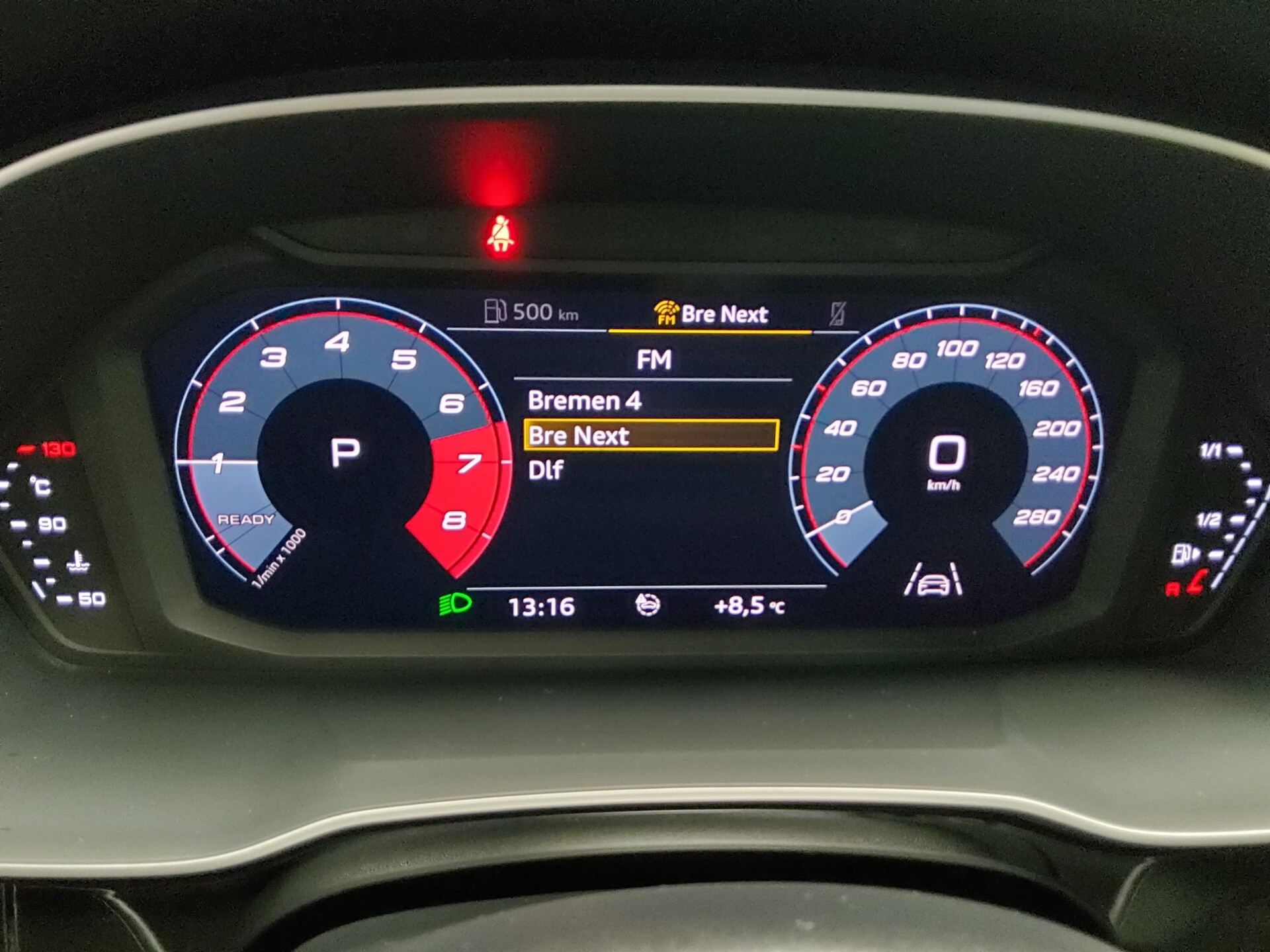 Audi Q3 35 TFSI Navi vc LED ACC PDC SHZ 8