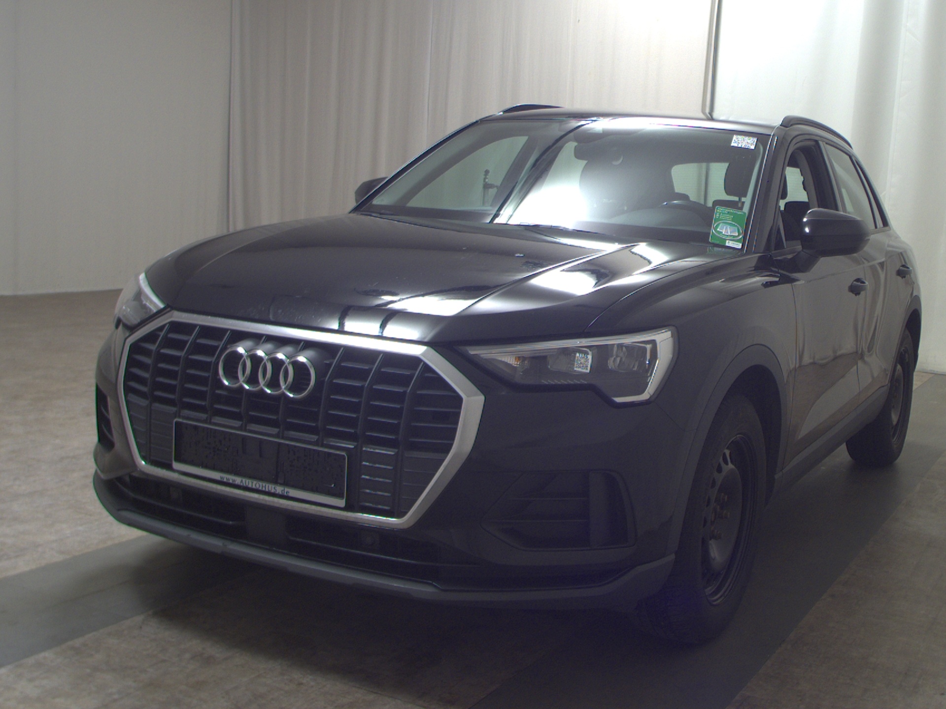 Audi Q3 35 TFSI Navi vc LED ACC PDC SHZ 2