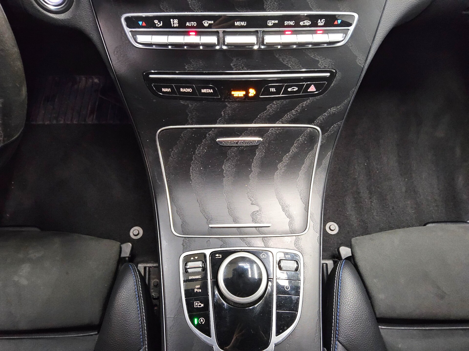 Mercedes-Benz C 220 T d AMG-Line Night Widescreen Navi LED AHK 6