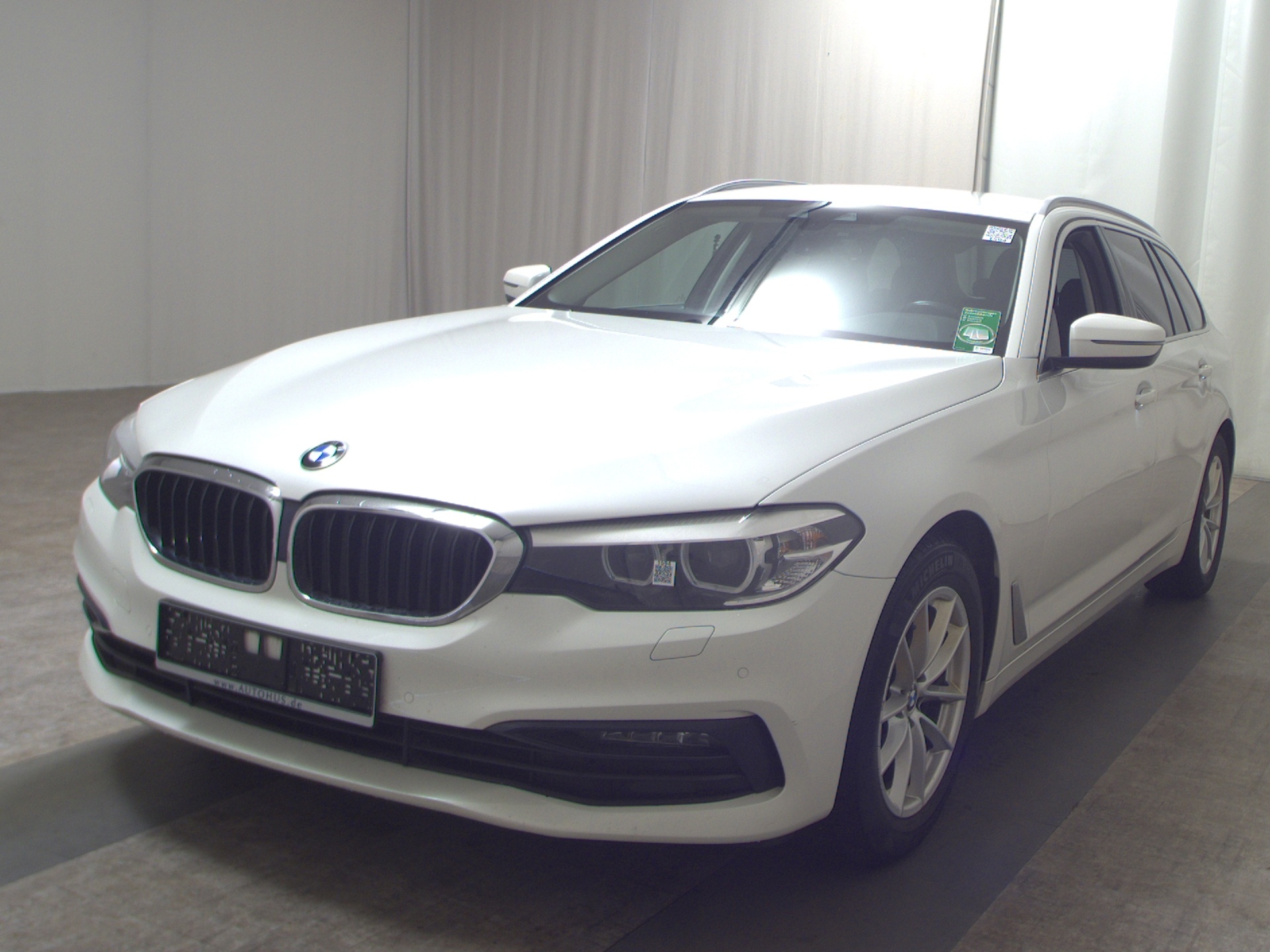 BMW 520dA Touring Sport-Line T-Leder Navi LED LC Pro 2