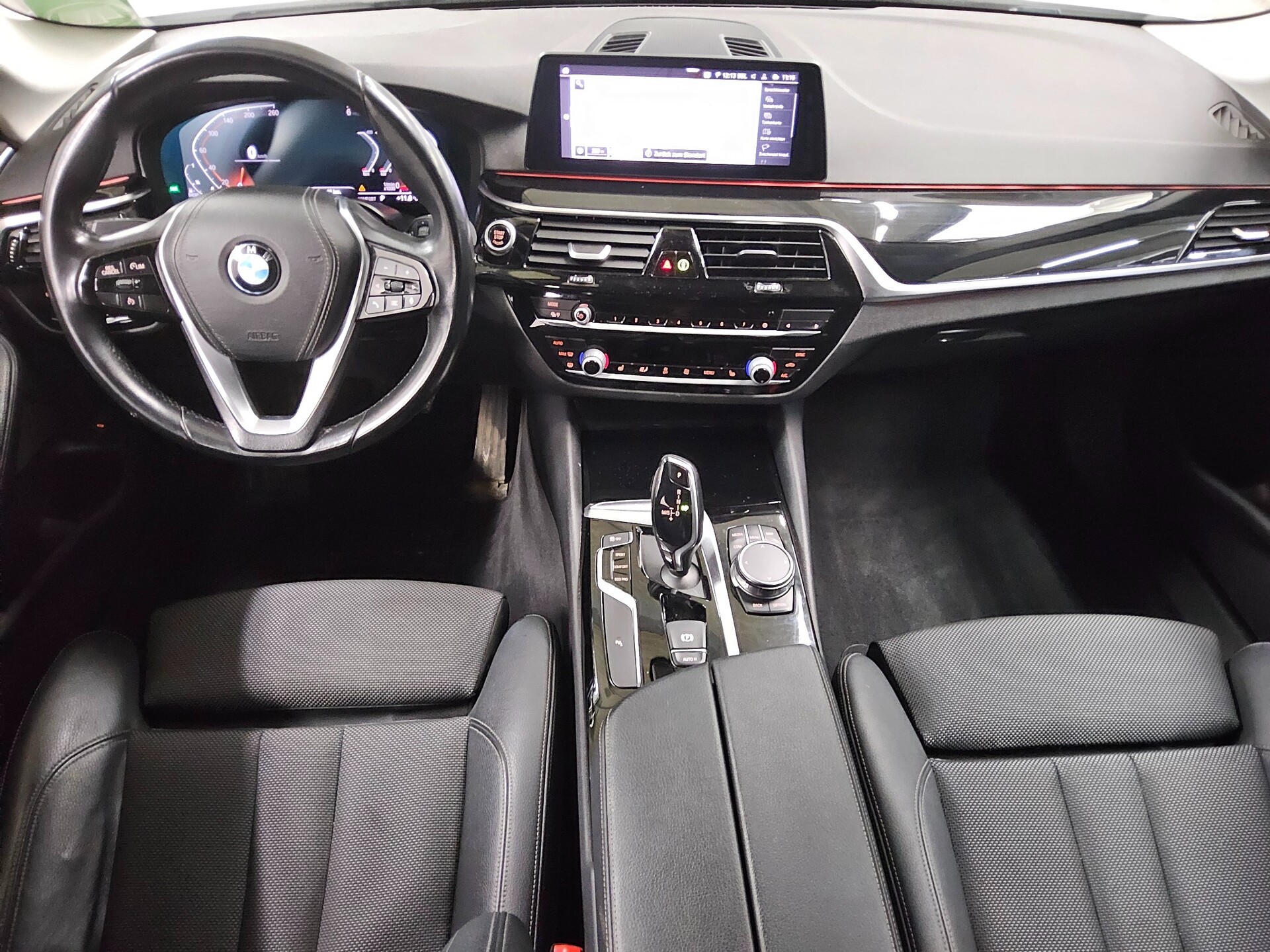 BMW 520dA Touring Sport-Line T-Leder Navi LED LC Pro 5