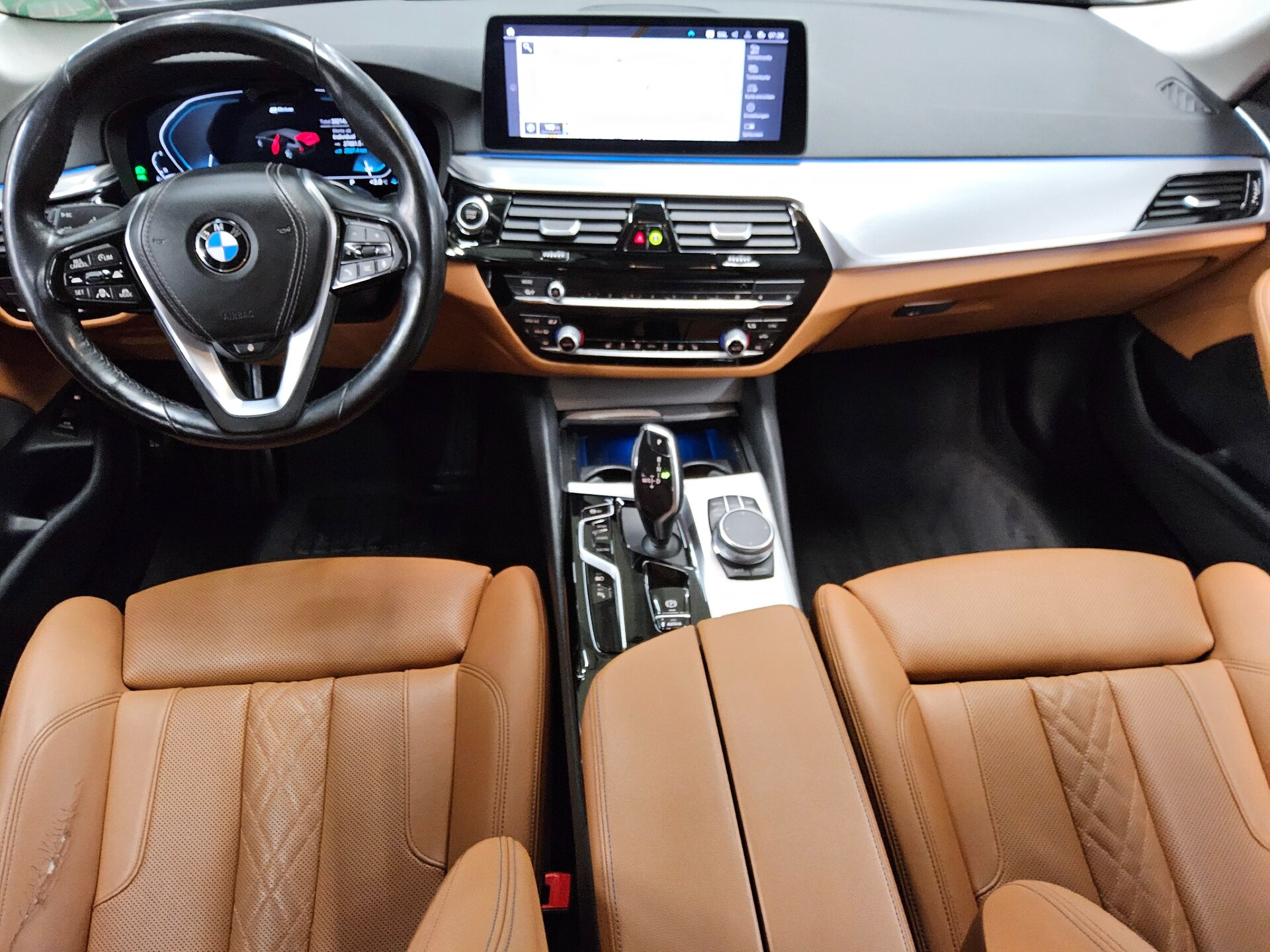 BMW 530e Touring Leder Navi LED LC-Pro AHK ACC Shz 5