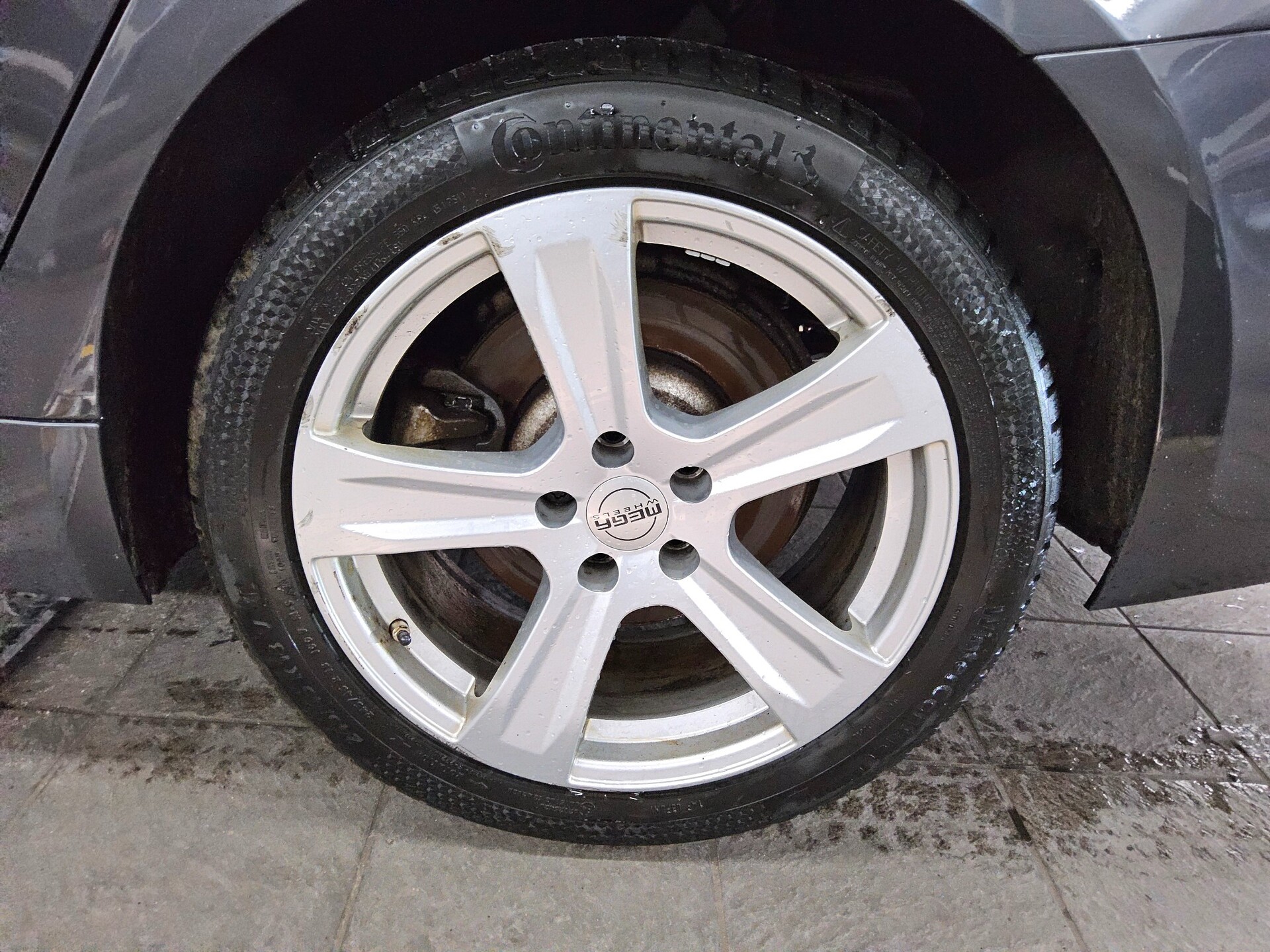 BMW 530e Touring Leder Navi LED LC-Pro AHK ACC Shz 11