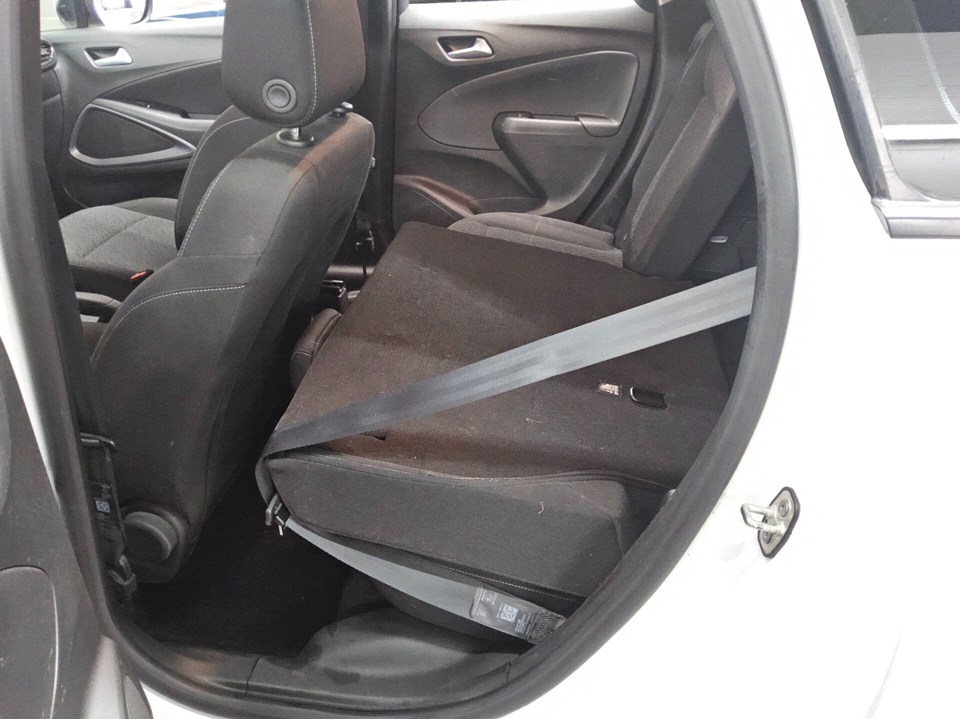 Opel Crossland X 1.2 Selection Shz Klima PDC BT 12