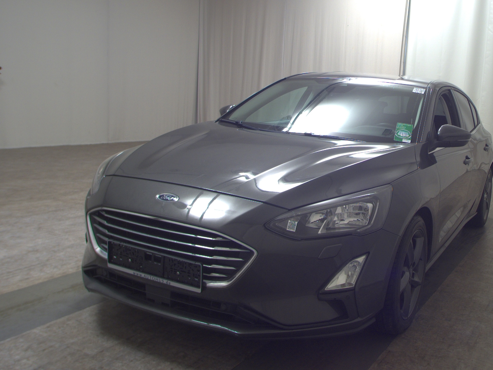 Ford Focus 1.5 EB Titanium Navi LED ACC AHK Shz PDC 2