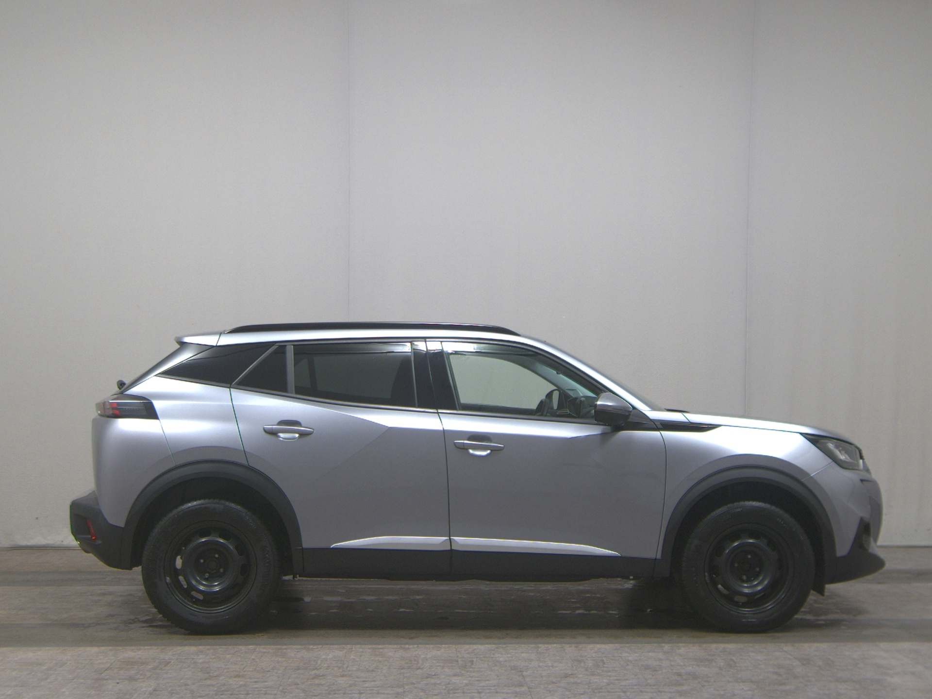 Peugeot 2008 1.5 BlueHDi 130 Allure RfK AHK PDC