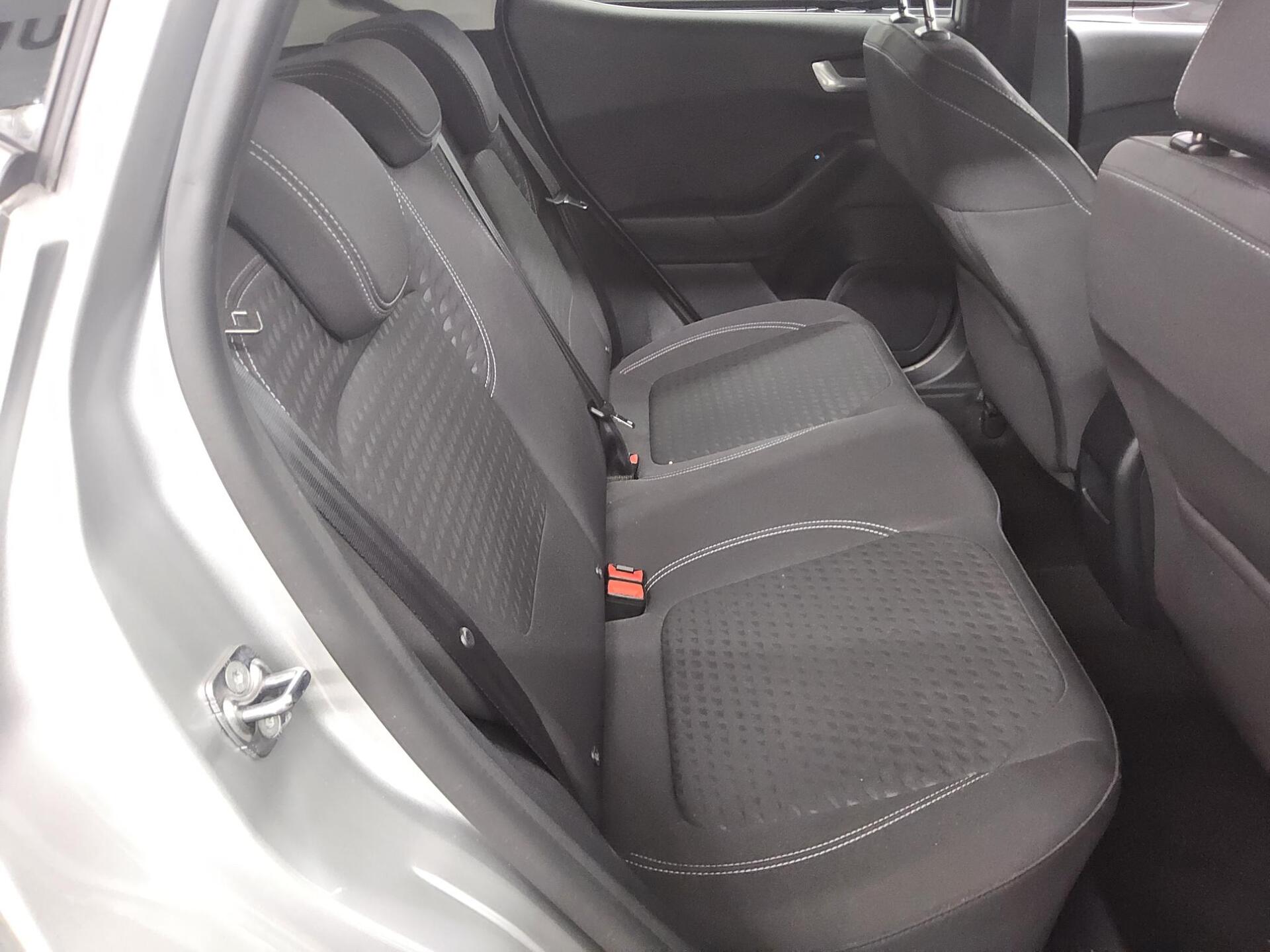 Ford Fiesta 1.0 EB Titanium X Navi LED ACC PDC SHZ 13