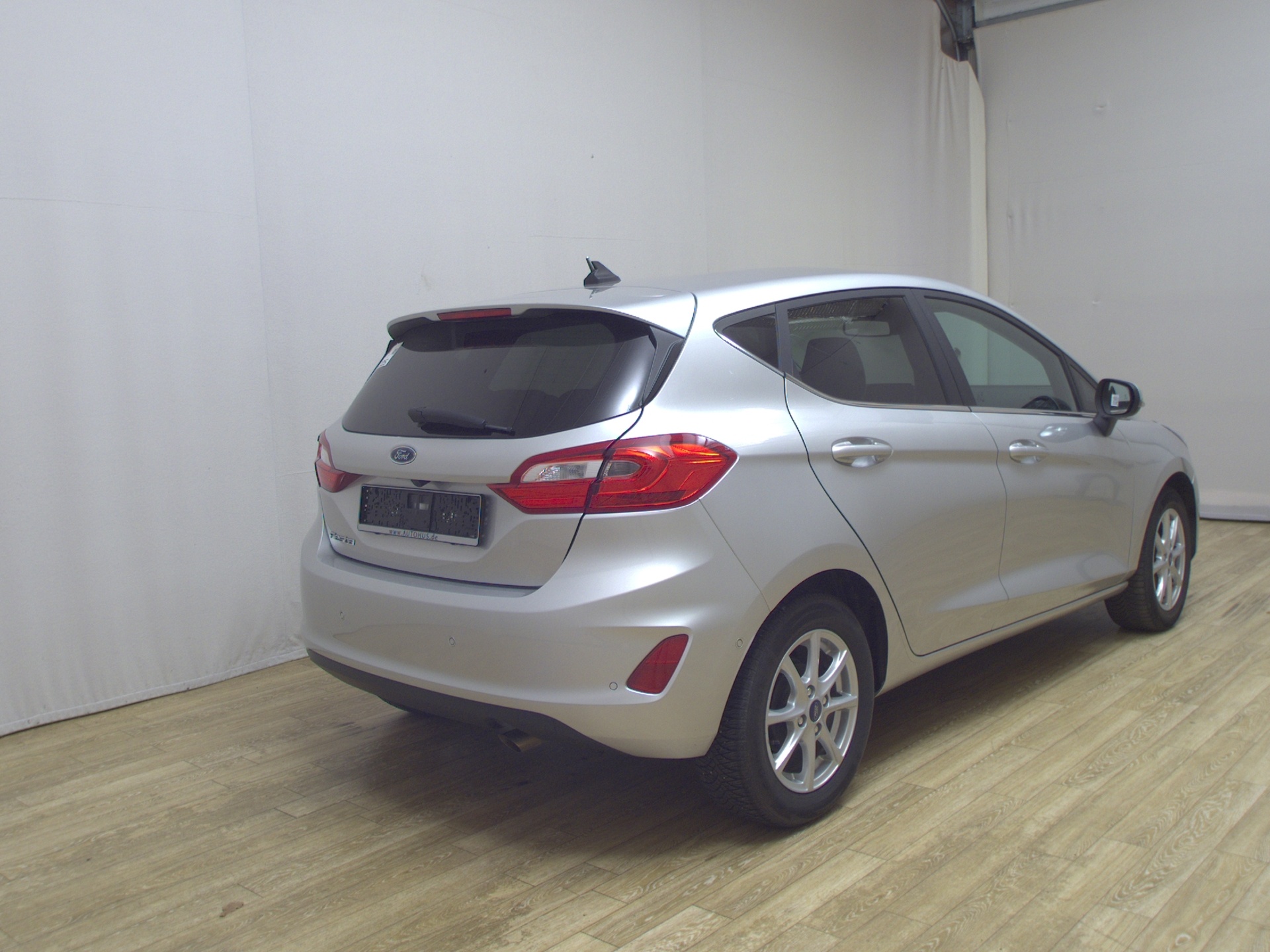 Ford Fiesta 1.0 EB Titanium X Navi LED ACC PDC SHZ 4