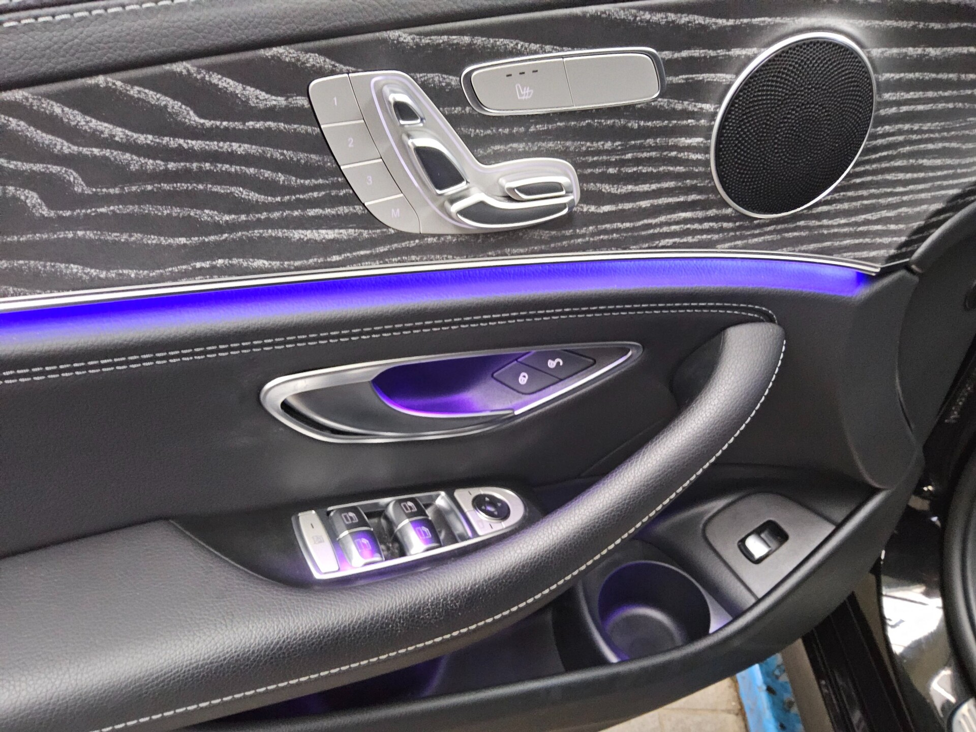 Mercedes-Benz E 300 T de 4M AMG-Line Night Navi LED AHK RFK 10