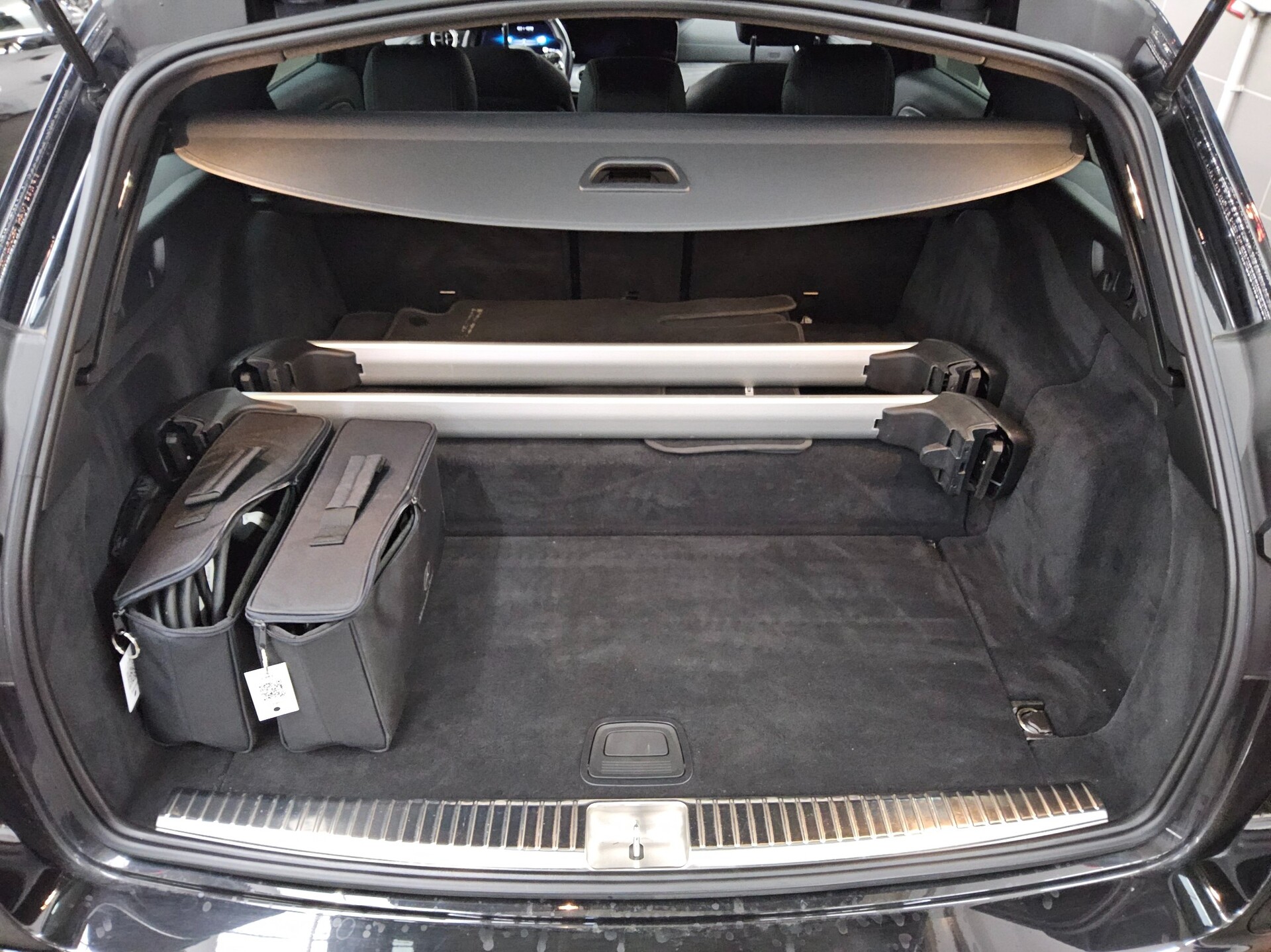 Mercedes-Benz E 300 T de 4M AMG-Line Night Navi LED AHK RFK 12