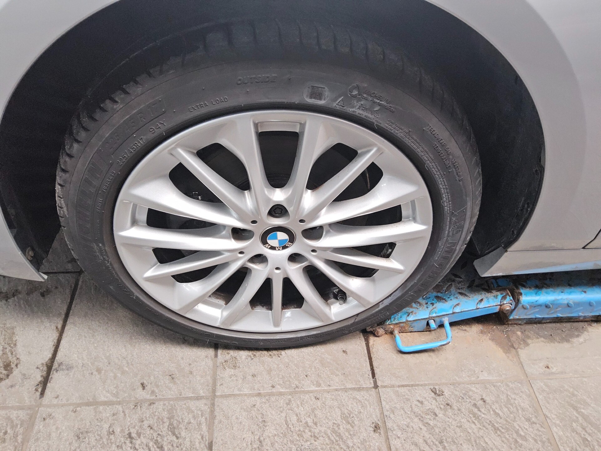 BMW 118dA Advantage Navi LED LC-Pro HuD AHK ACC 11