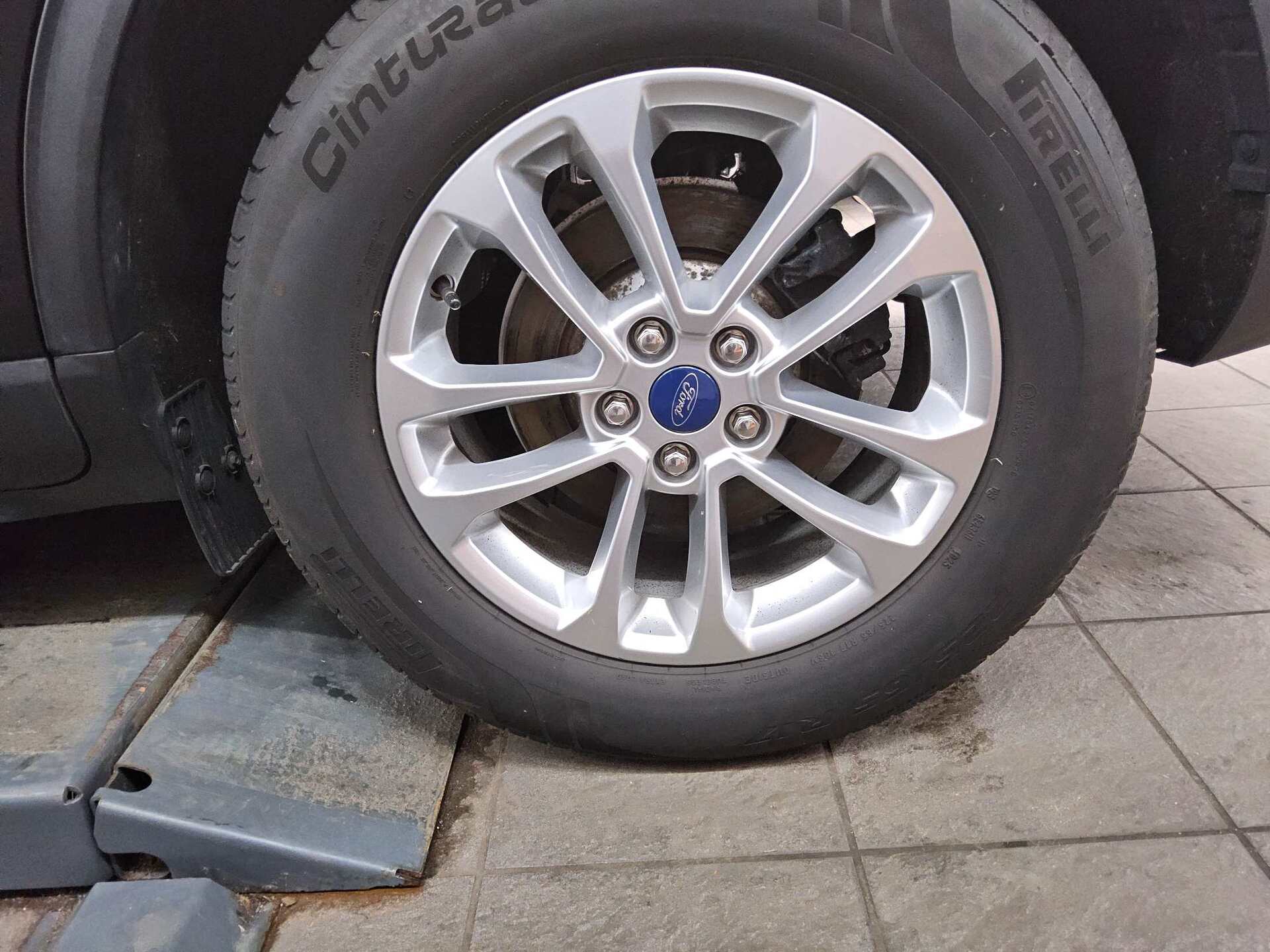 Ford Kuga 1.5 EB Titanium Navi LED RFK ACC 11