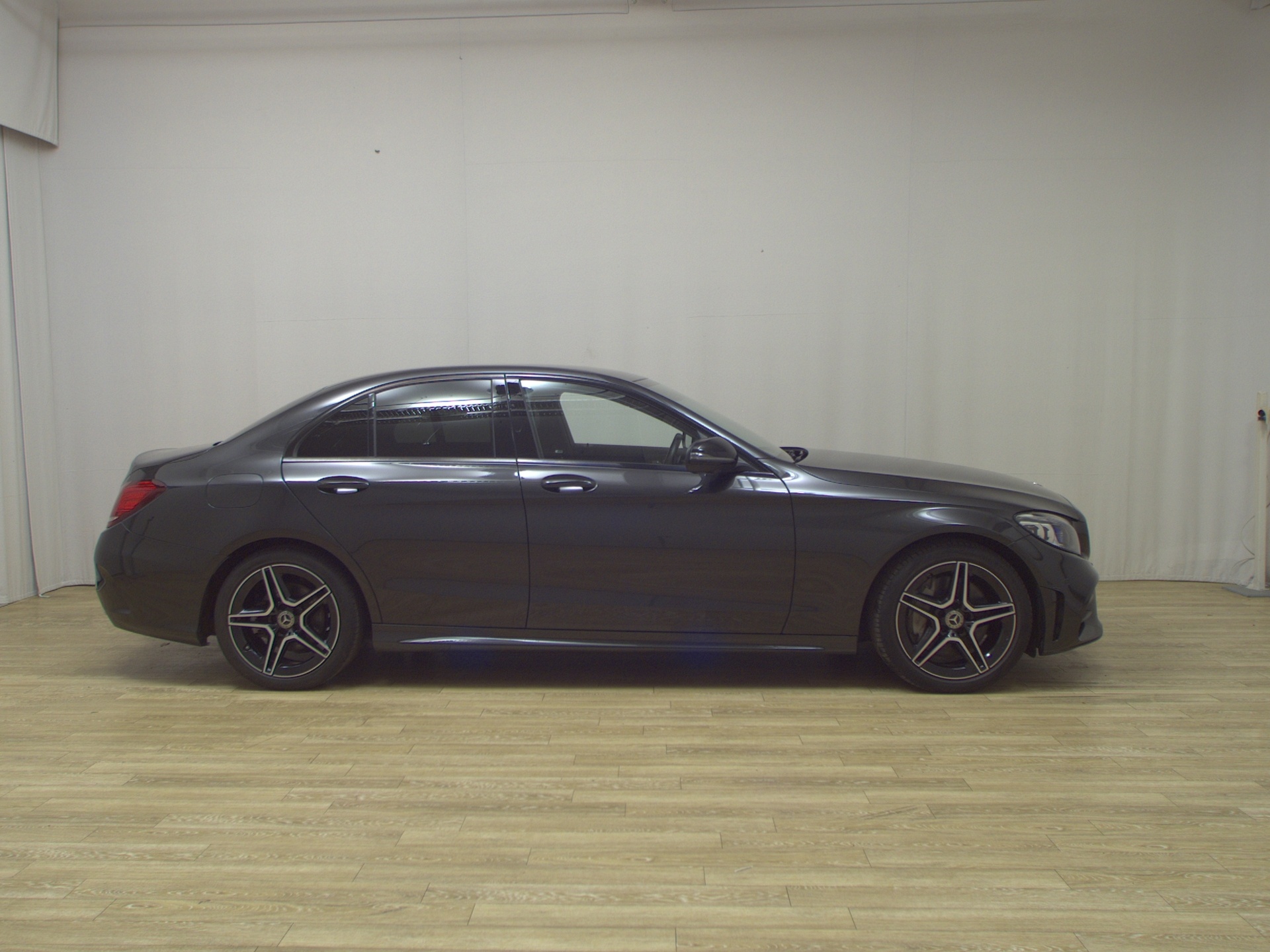 Mercedes-Benz C 300 AMG-Line Navi MB-LED Widesc. Burmester RfK