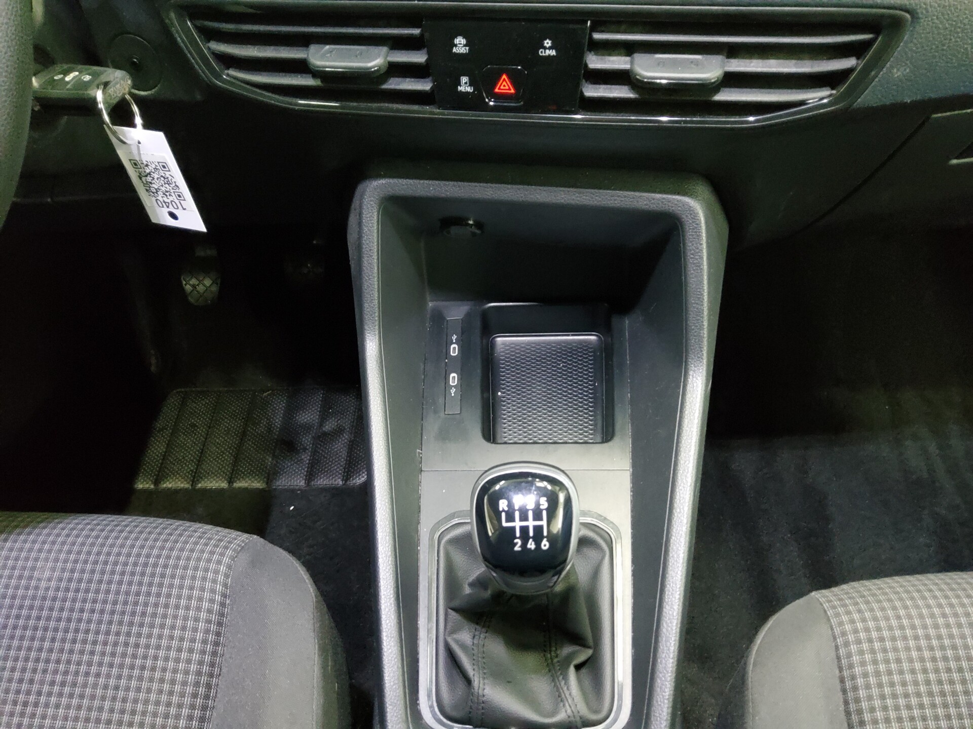 Volkswagen Caddy Maxi 2.0 TDI 2-Sitzer Navi DAB Shz PDC 6