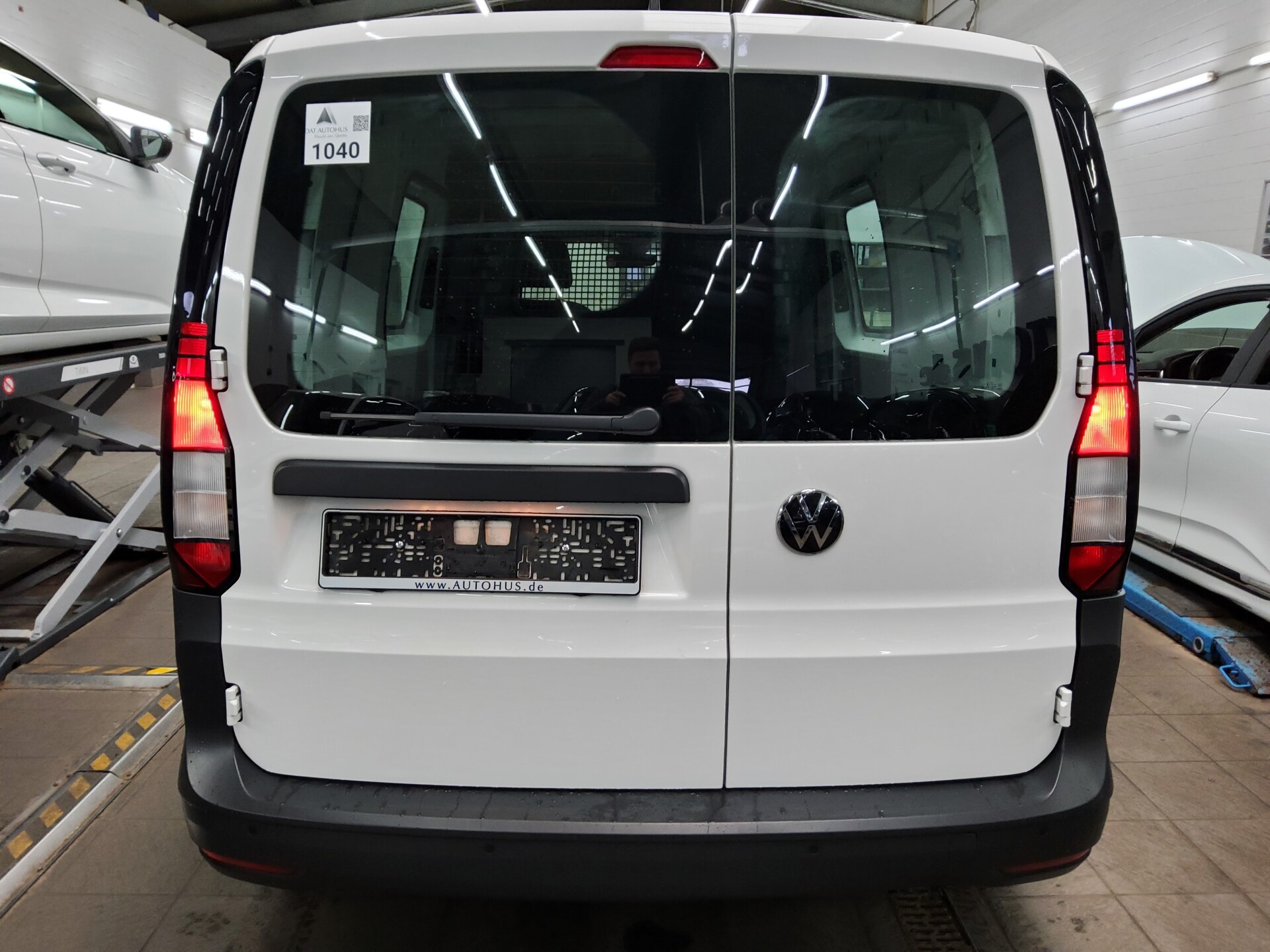 Volkswagen Caddy Maxi 2.0 TDI 2-Sitzer Navi DAB Shz PDC 10