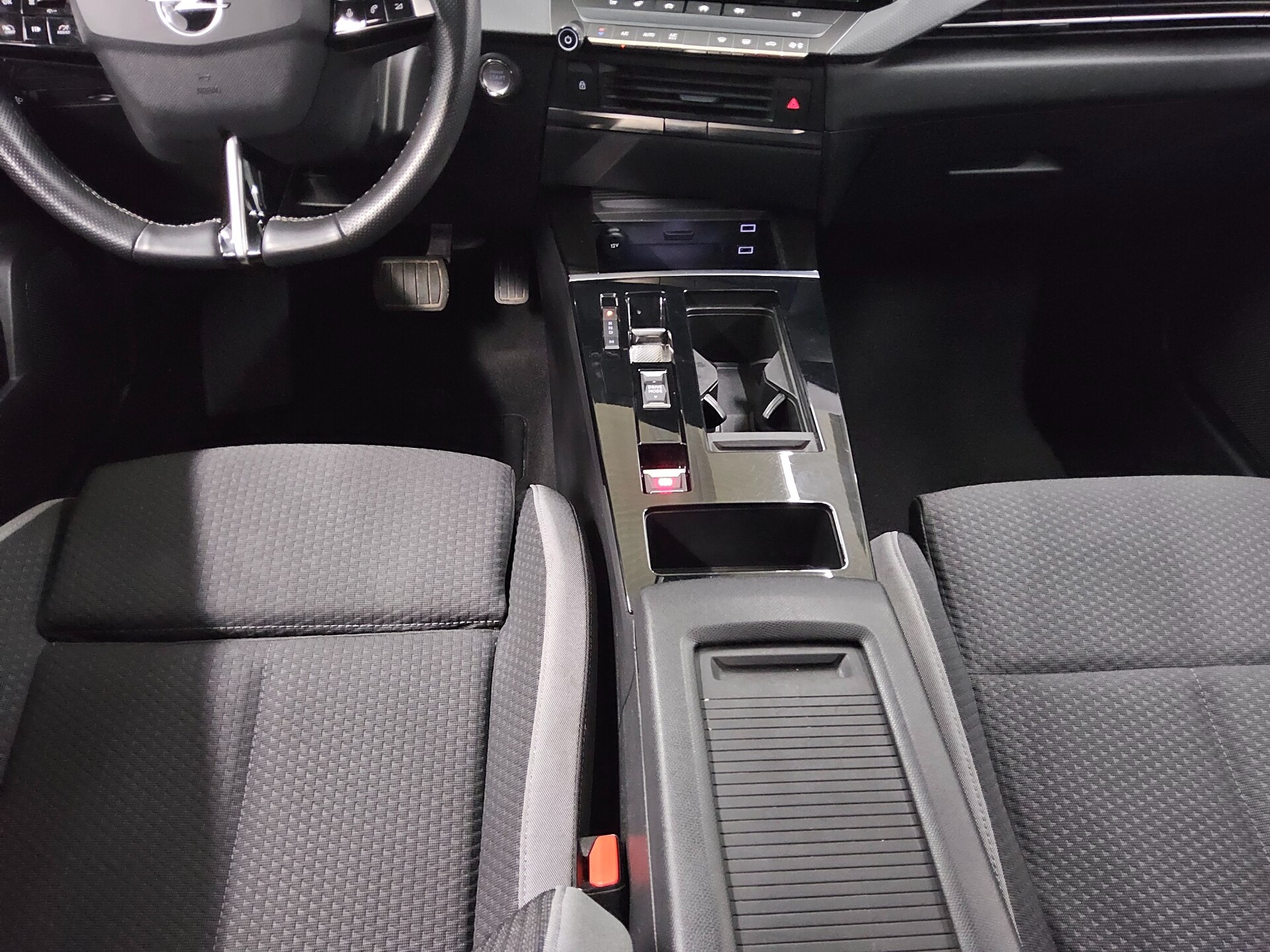 Opel Astra ST 1.5 D Edition Navi LED RfK 180° PDC DAB 6