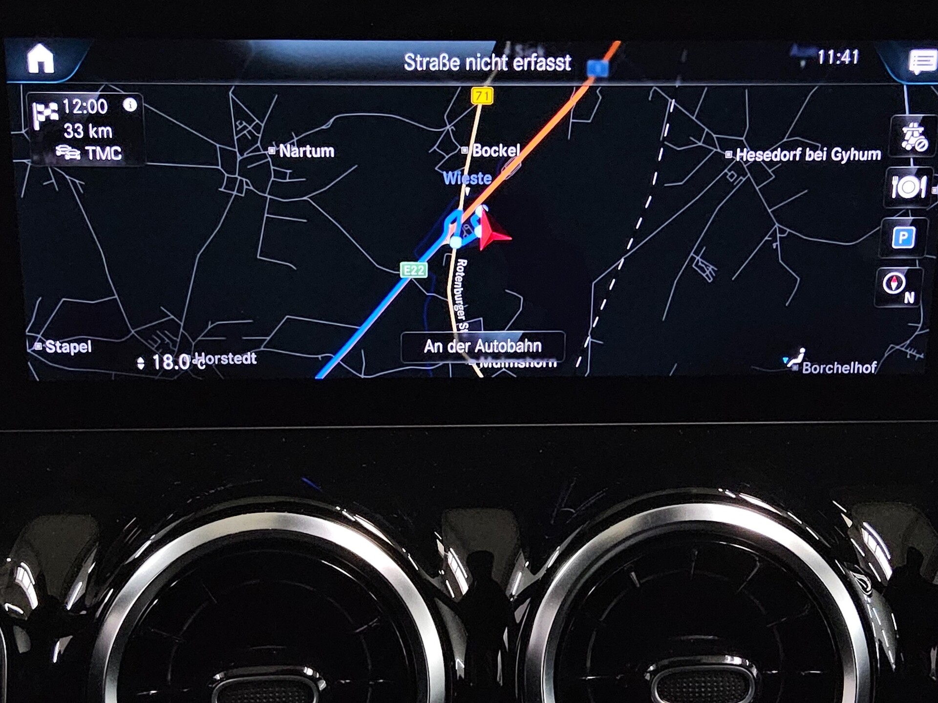 Mercedes-Benz GLA 200 d Progressive T-Leder Navi Sound AHK 7