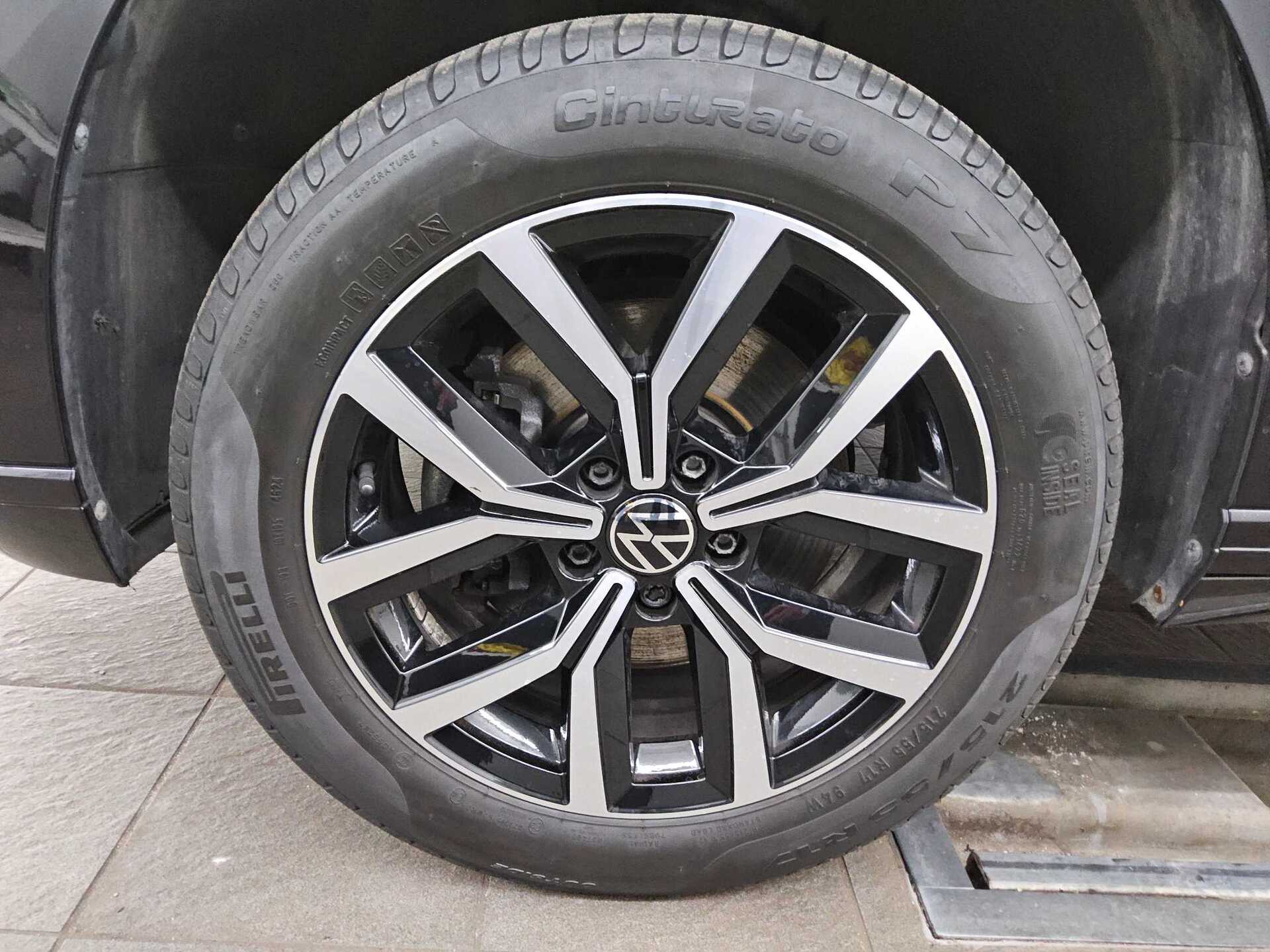 Volkswagen Passat Var. 2.0 TDI Business Leder Navi LED AID 11