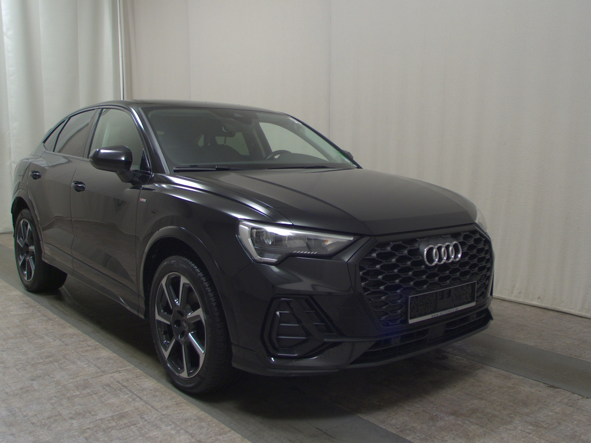 Audi Q3 Sportback 35 TFSI S-Line Leder Navi LED vc+ 3