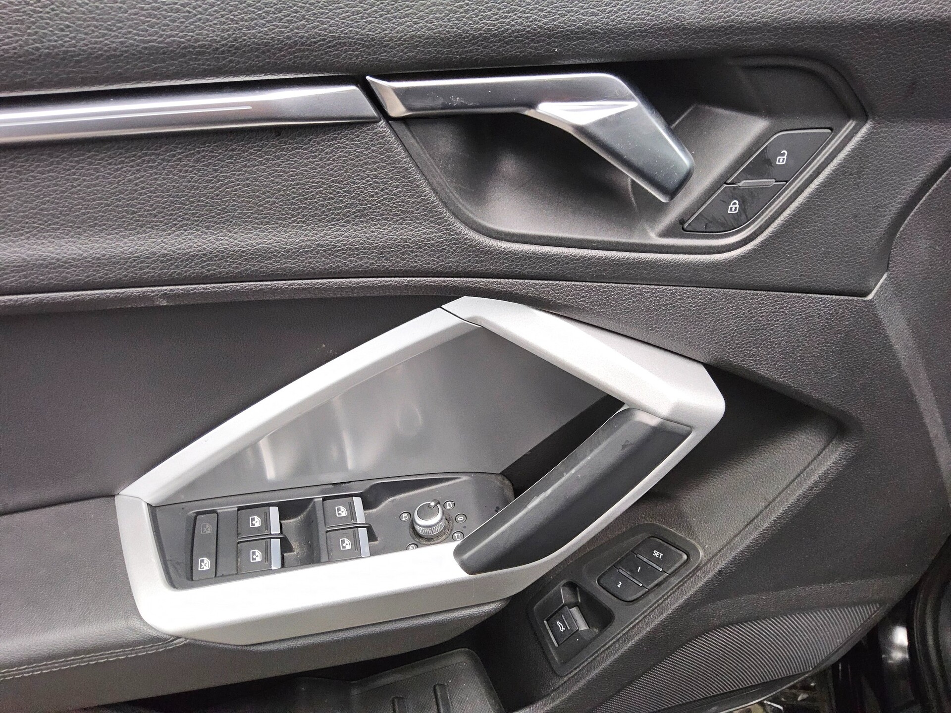 Audi Q3 Sportback 35 TFSI S-Line Leder Navi LED vc+ 10