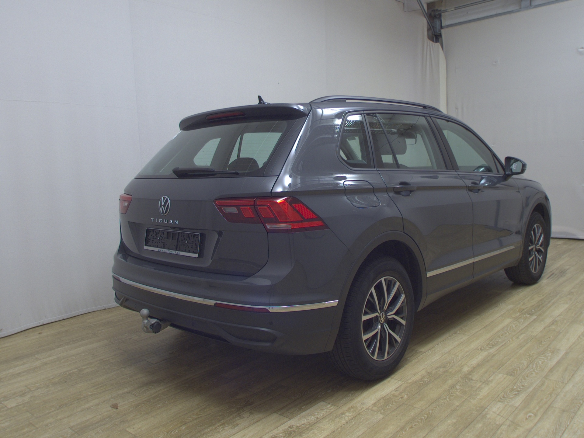 Volkswagen Tiguan 2.0 TDI Life Navi LED RFK AHK 4