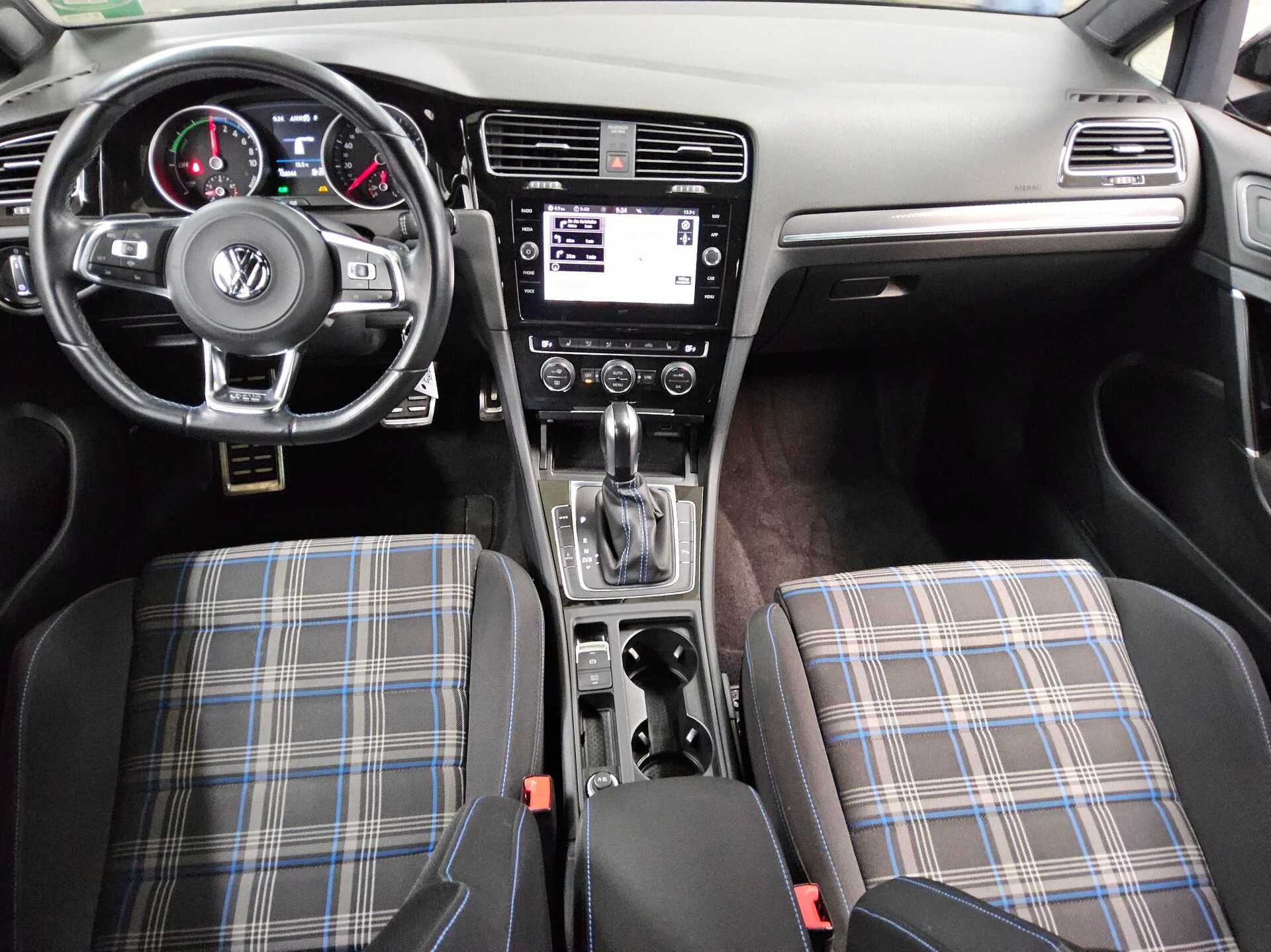 Volkswagen Golf-7 GTE 1.4 TSI Navi LED ACC 5