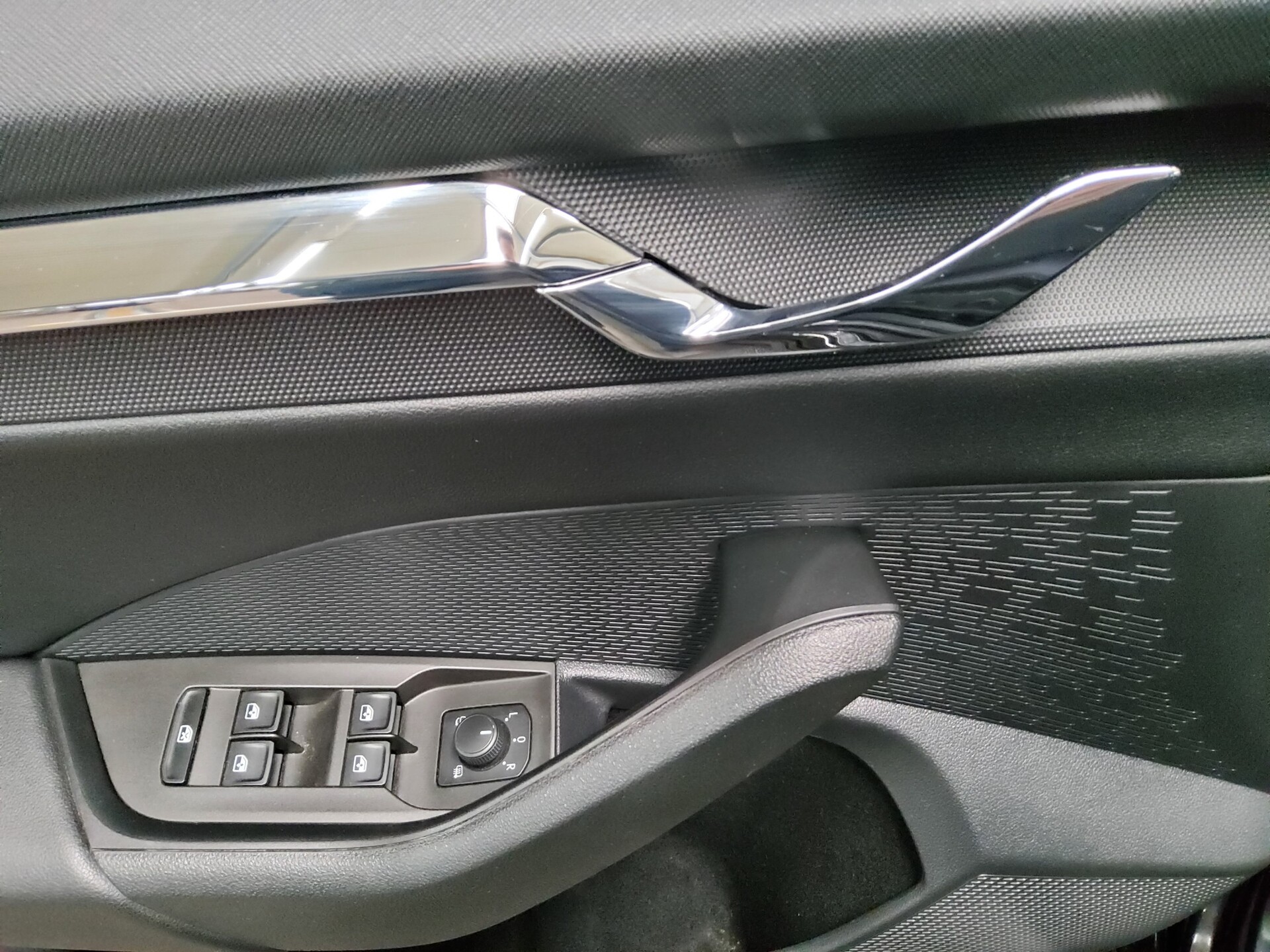 Skoda Octavia 1.5 TSI Style LED vc PDC 10