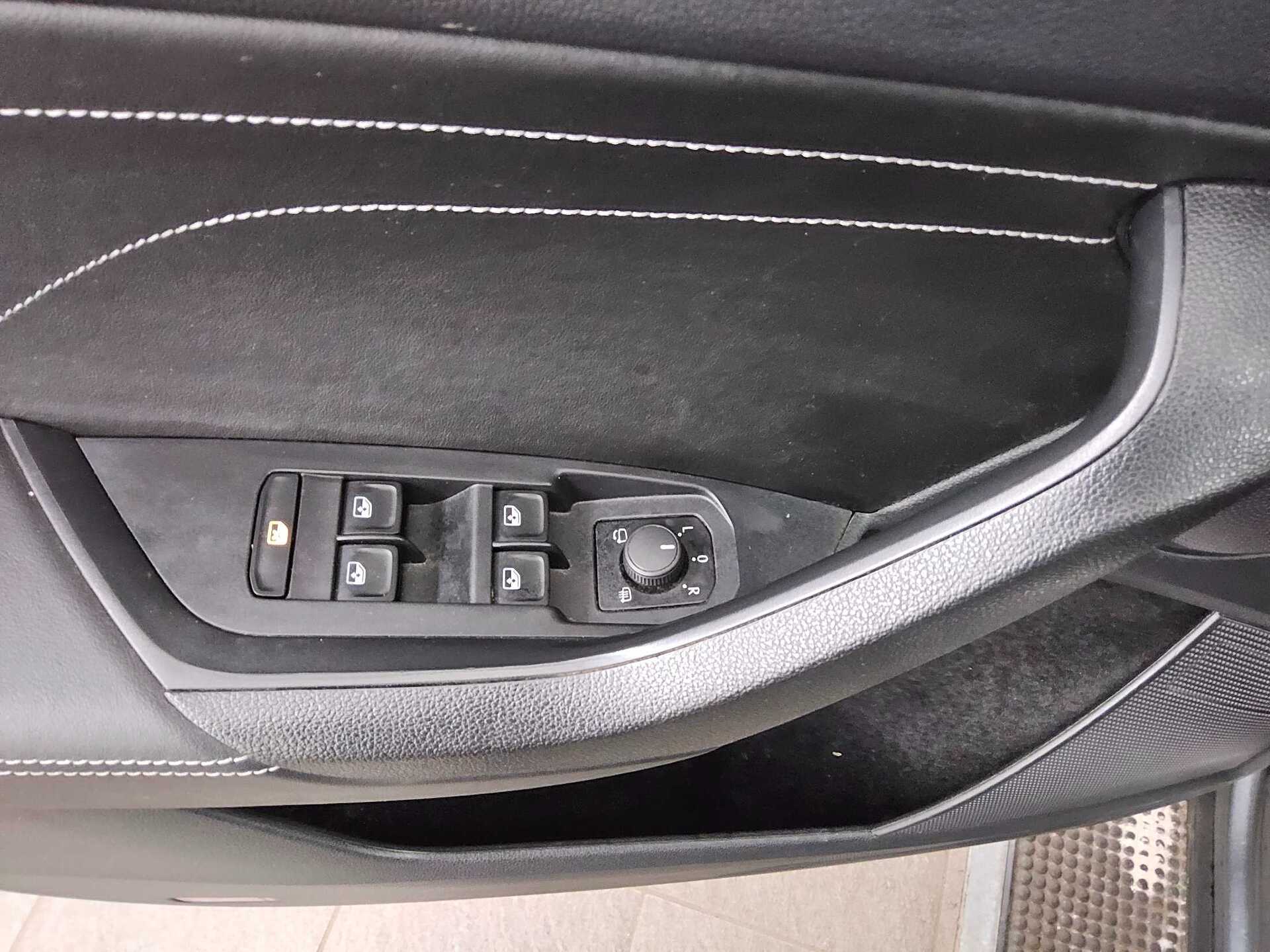 Skoda Kodiaq 2.0 TDI Style T-Leder Navi LED vc ACC RfK 10