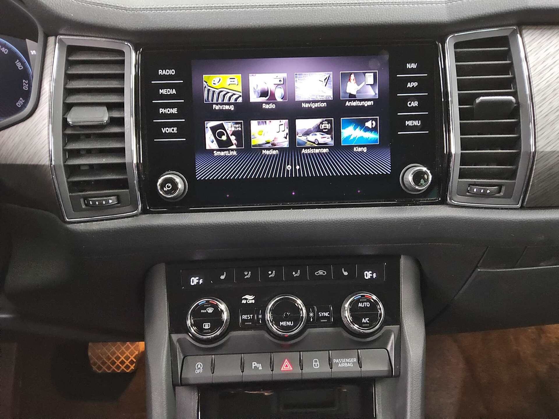 Skoda Kodiaq 2.0 TDI Style T-Leder Navi LED vc ACC RfK 7