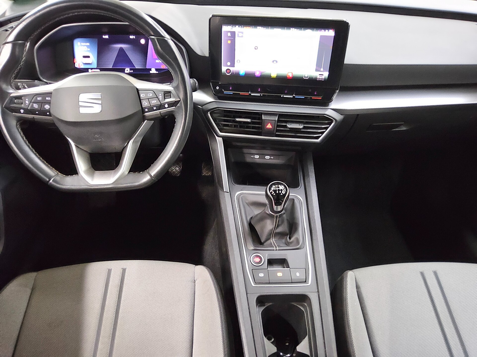 Seat Leon Sportstourer 2.0 TDI Style Navi AHK LED 5