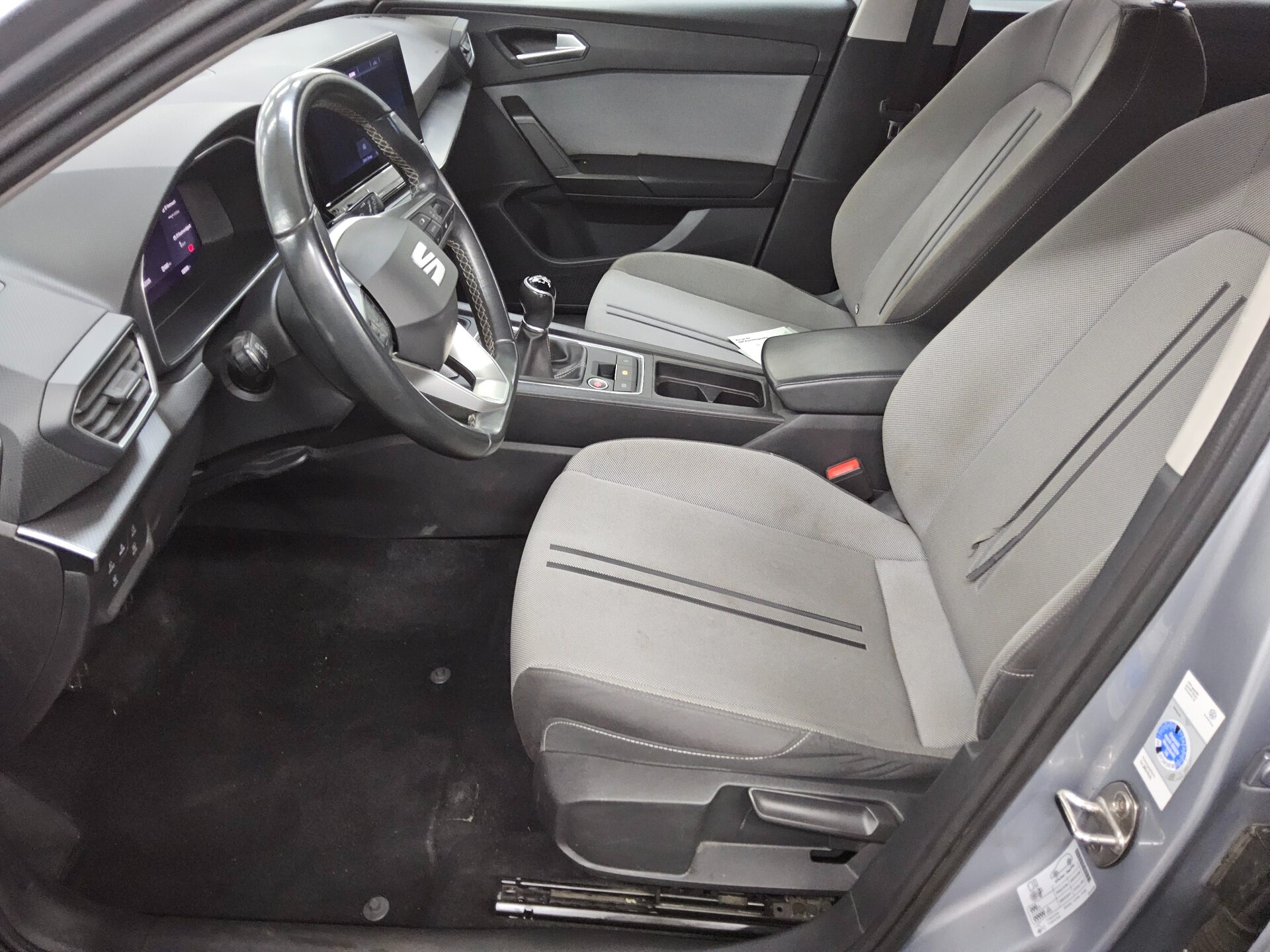 Seat Leon Sportstourer 2.0 TDI Style Navi AHK LED 9