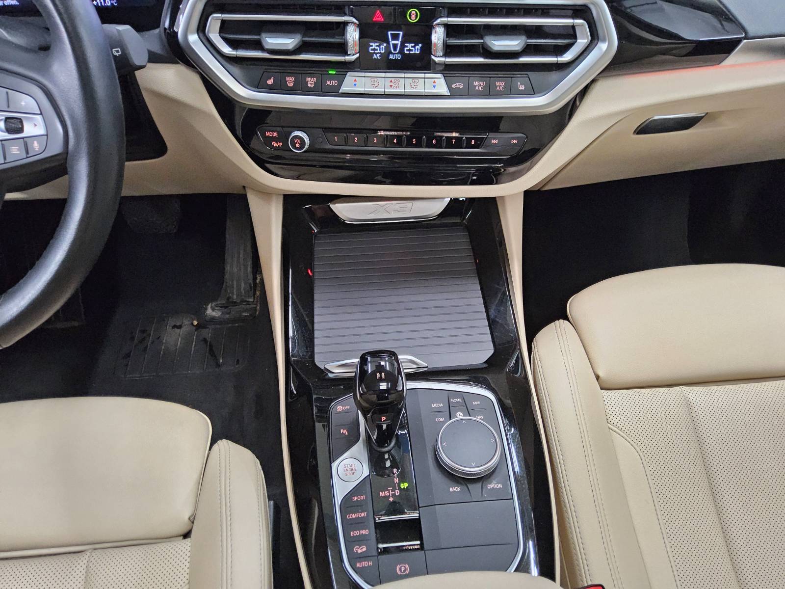 BMW X3 xDrive20d Navi LED Leder LC-Pro Pano HiFi RFK 6