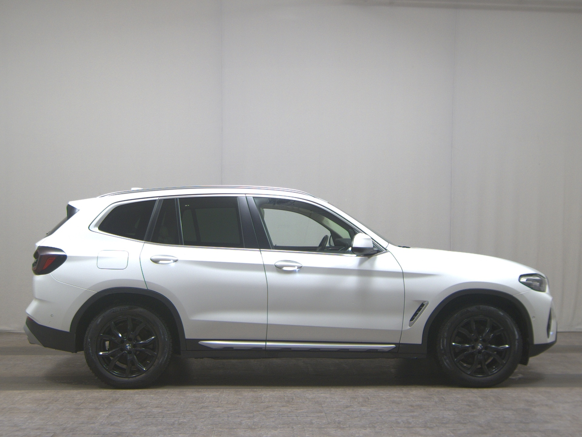 BMW X3 xDrive20d Navi LED Leder LC-Pro Pano HiFi RFK