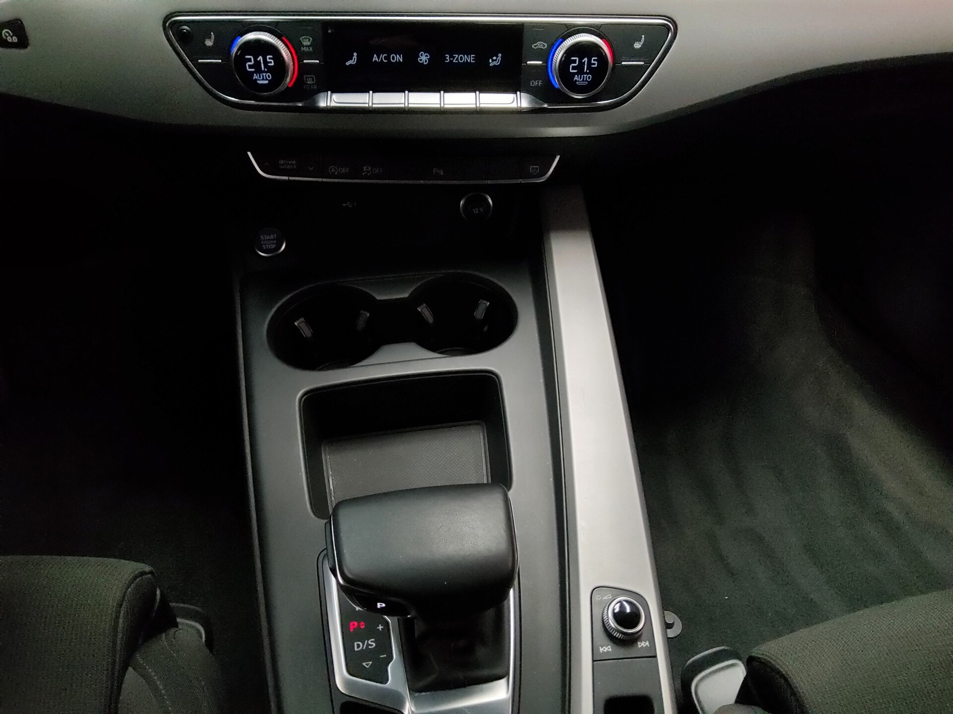 Audi A4 Avant 40 TDI advanced Navi LED vc AHK ACC Shz 6