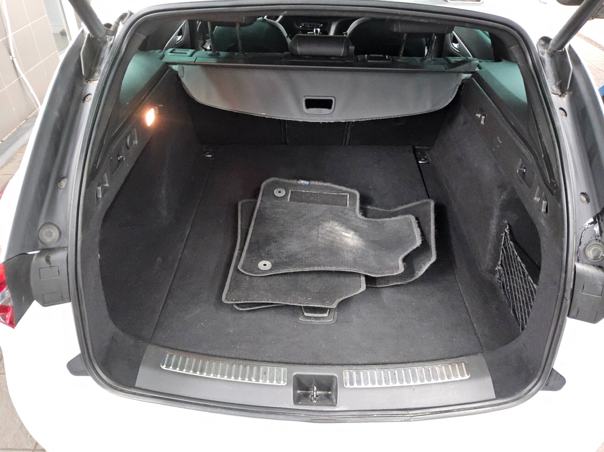 Opel Insignia ST 1.5 D Ultimate Navi LED AHK PDC Shz 11