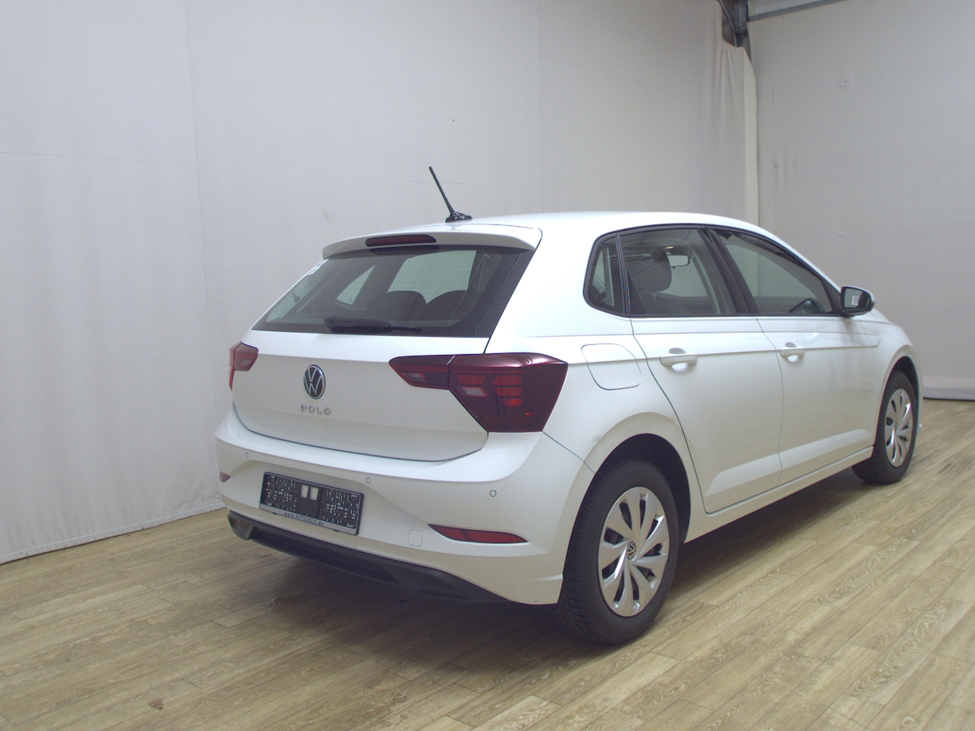 Volkswagen Polo 1.0 TSI Life Navi LED DC PDC SHZ 4