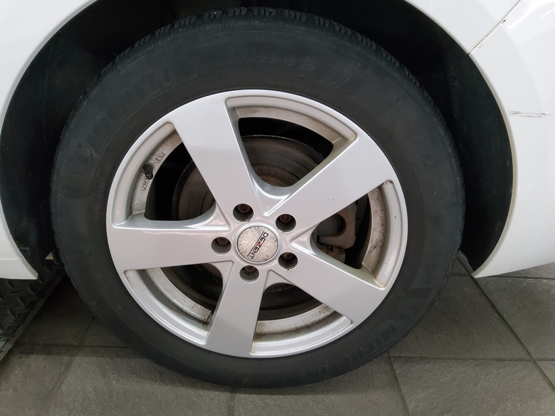 Peugeot 308 1.5 BlueHDi 130 Allure T-Leder Navi Pano AHK 10