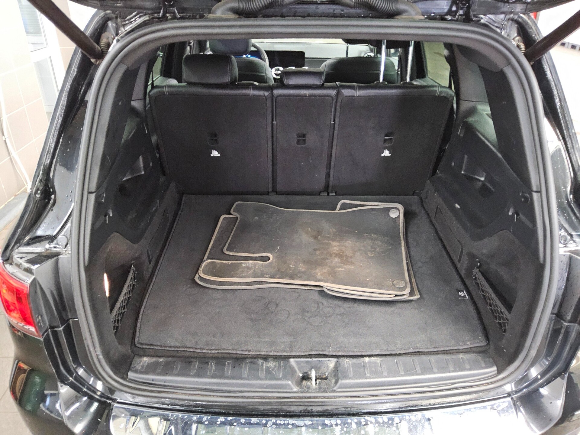 Mercedes-Benz GLB 200 d Progressive T-Leder Navi LED Pano RfK 13