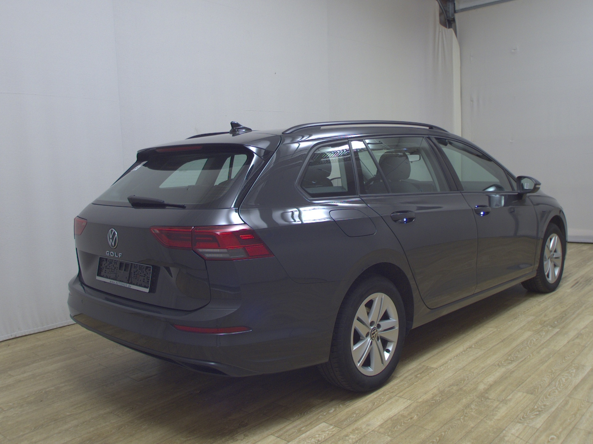 Volkswagen Golf-8 Var. 2.0 TDI Life Navi LED DC ACC Memory 4