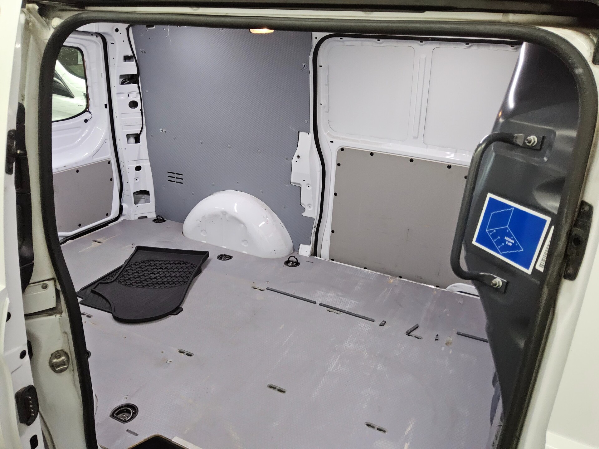 Mercedes-Benz Vito-114 CDI Navi Klima PDC Shz DAB Tempomat 12